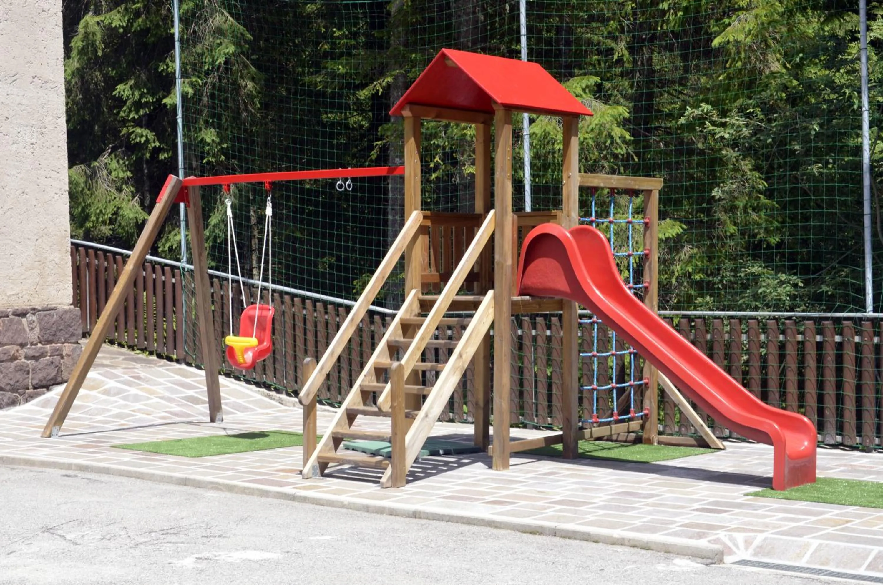 Children play ground in GH Hotel Fratazza