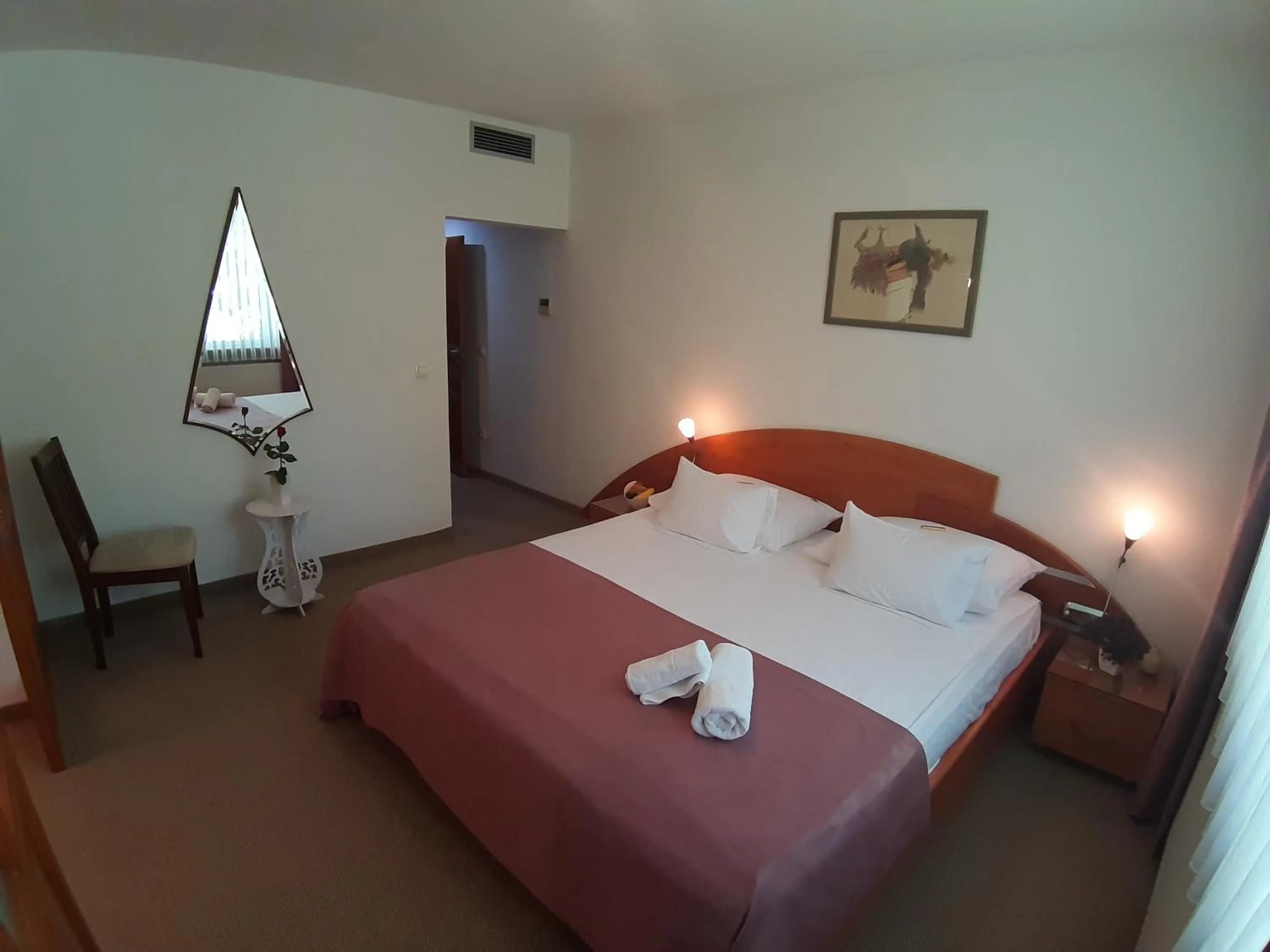 Photo of the whole room, Bed in Park Hotel