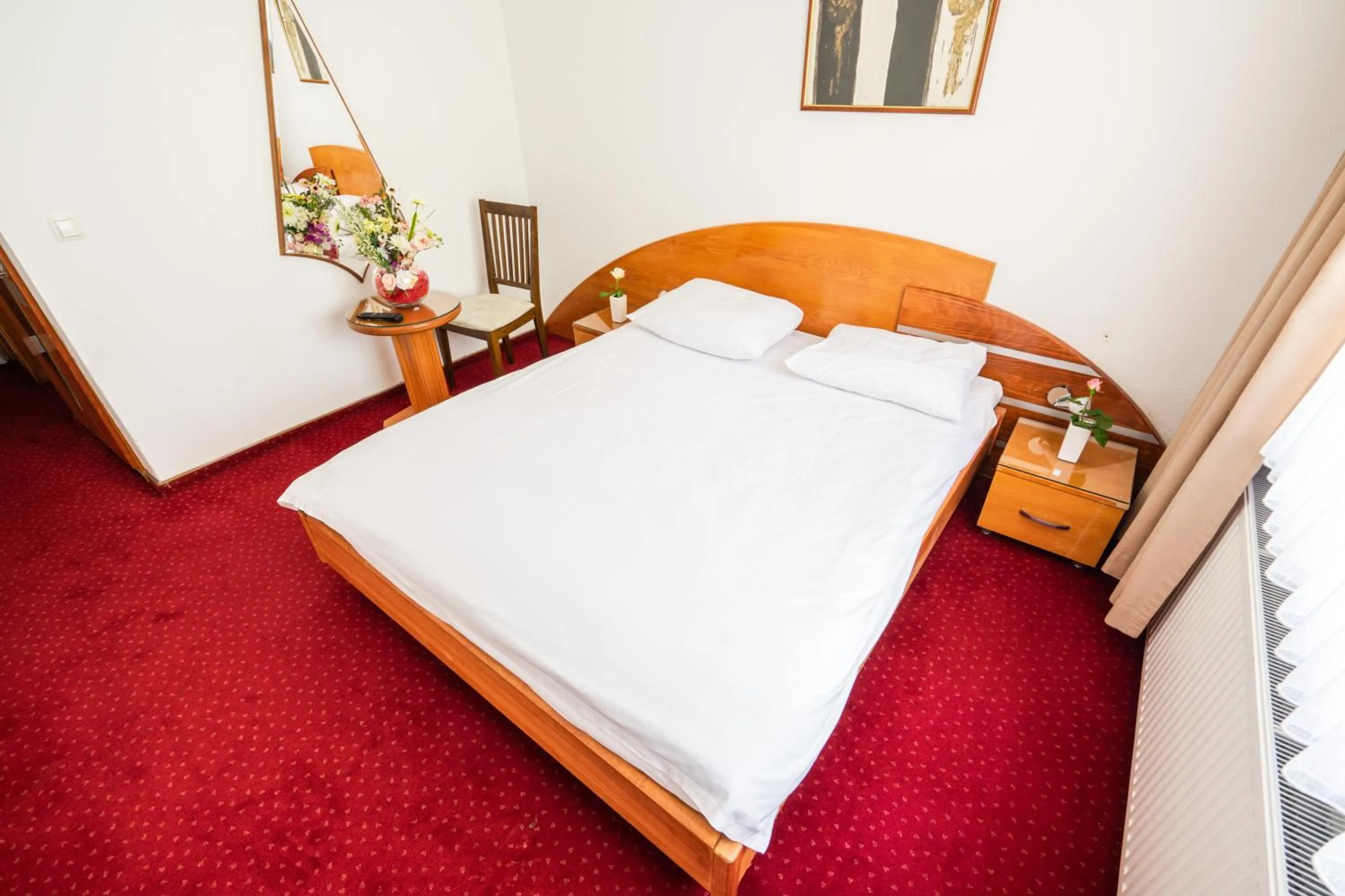 Bedroom, Bed in Park Hotel