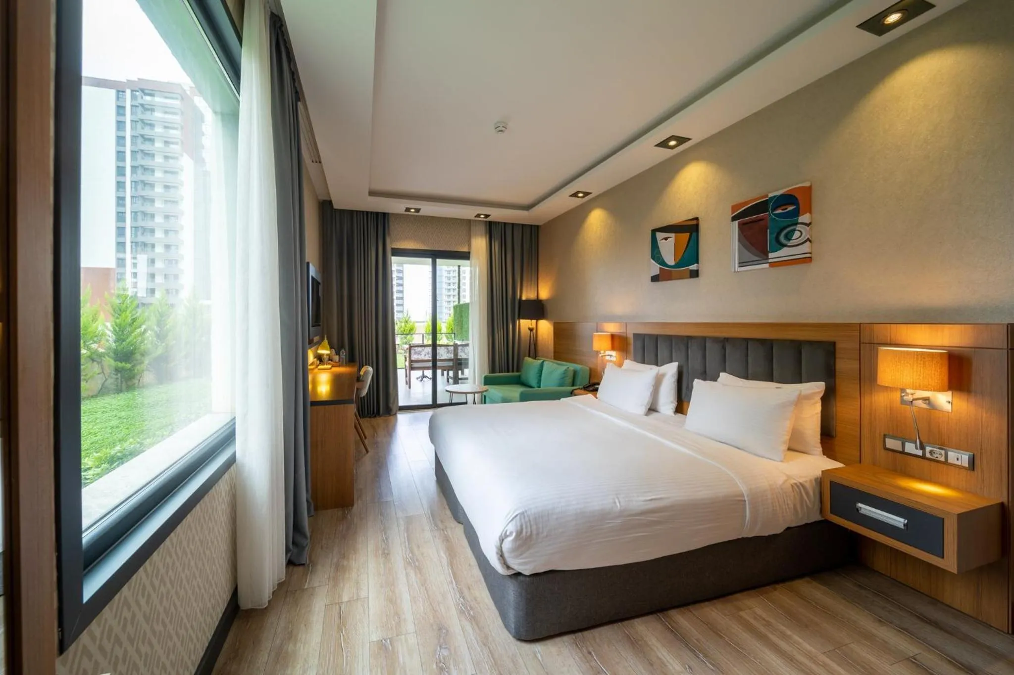 Photo of the whole room, Bed in Holiday Inn - Trabzon-East by IHG