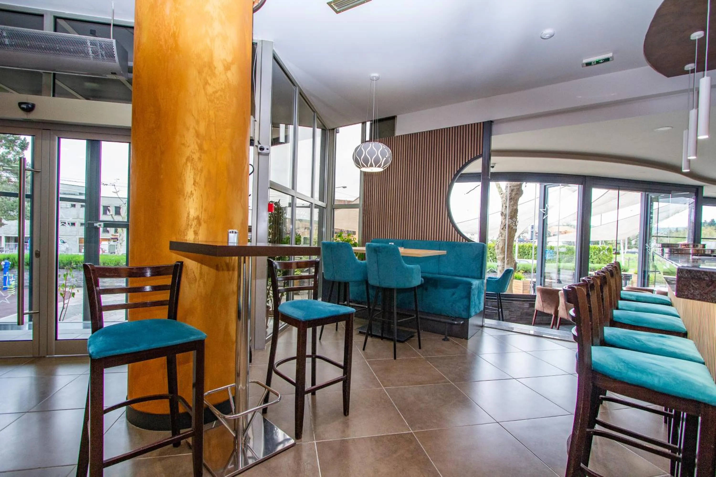 Lounge or bar in Hotel Grand