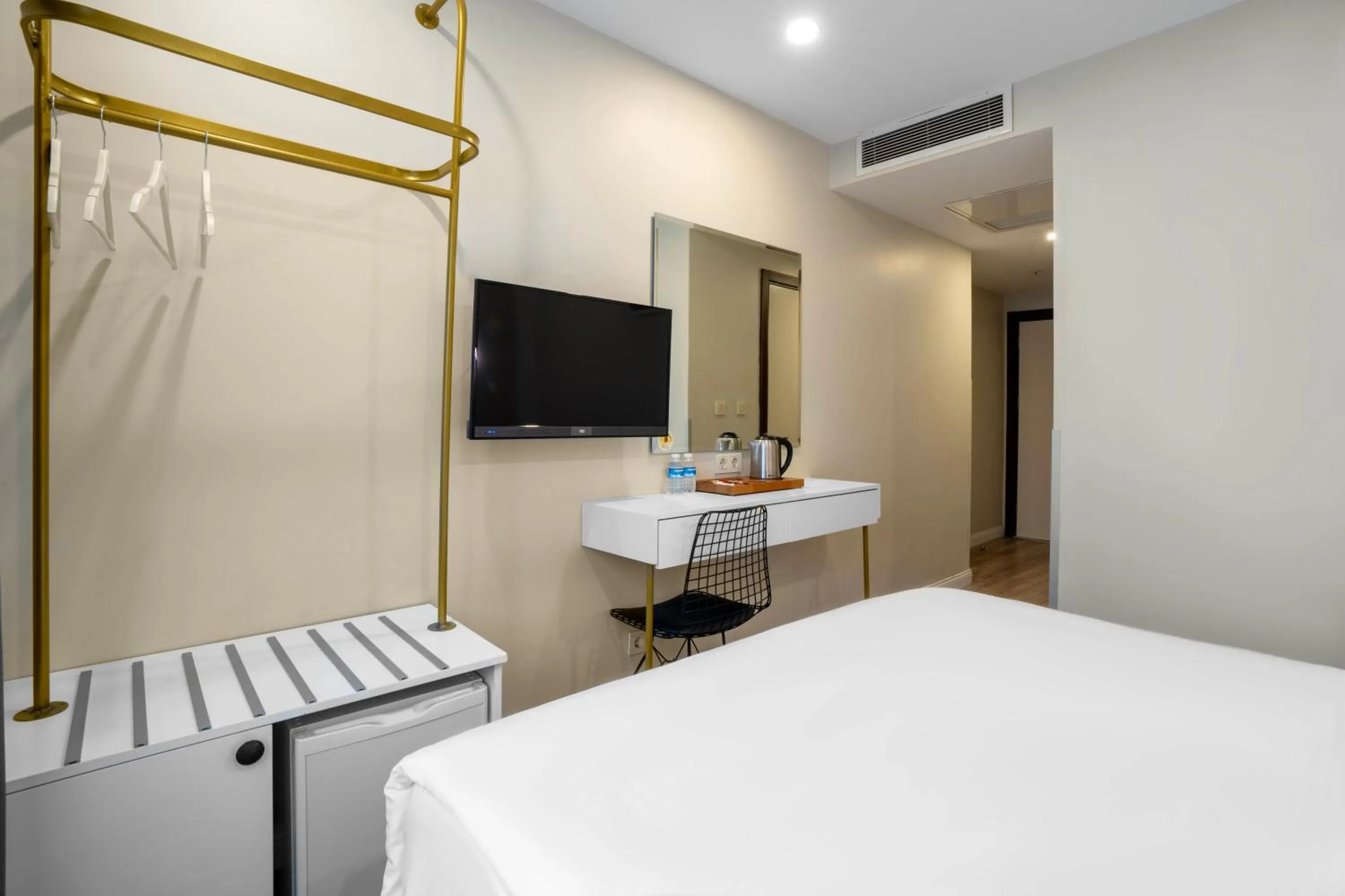 Bedroom, Bed in Actuel Life Hotels - Special Class