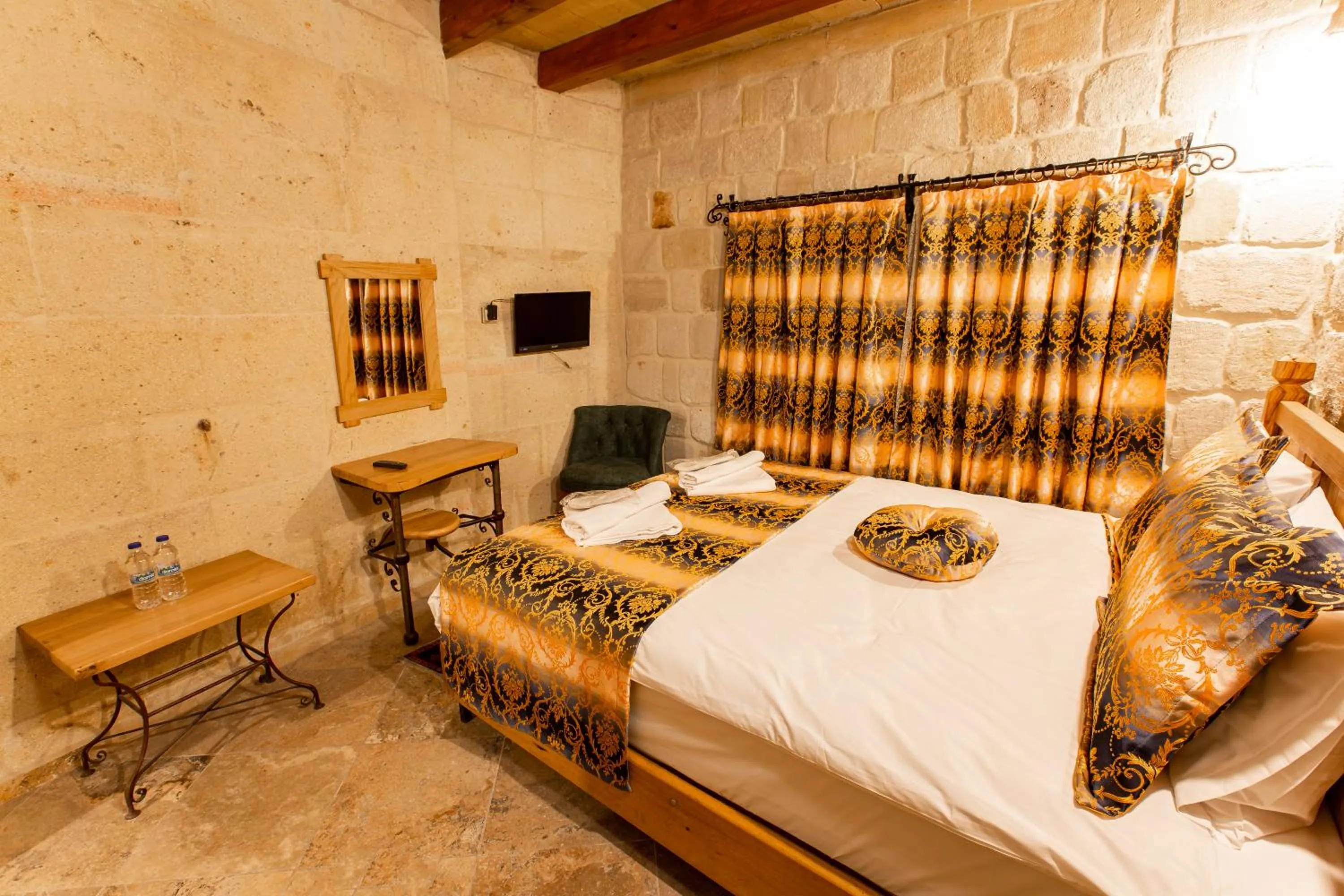 Bed in Goreme Mansion