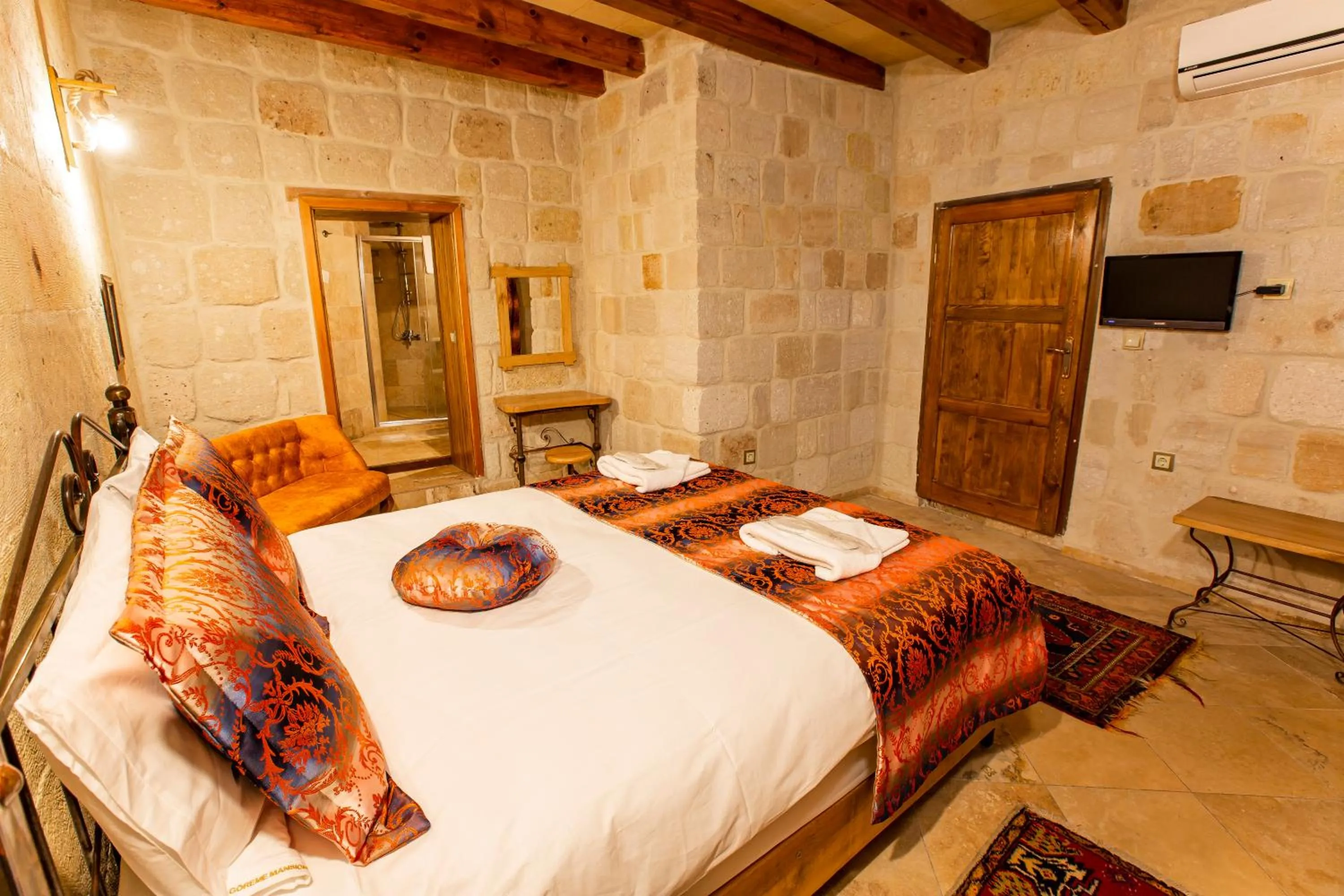 Bed in Goreme Mansion