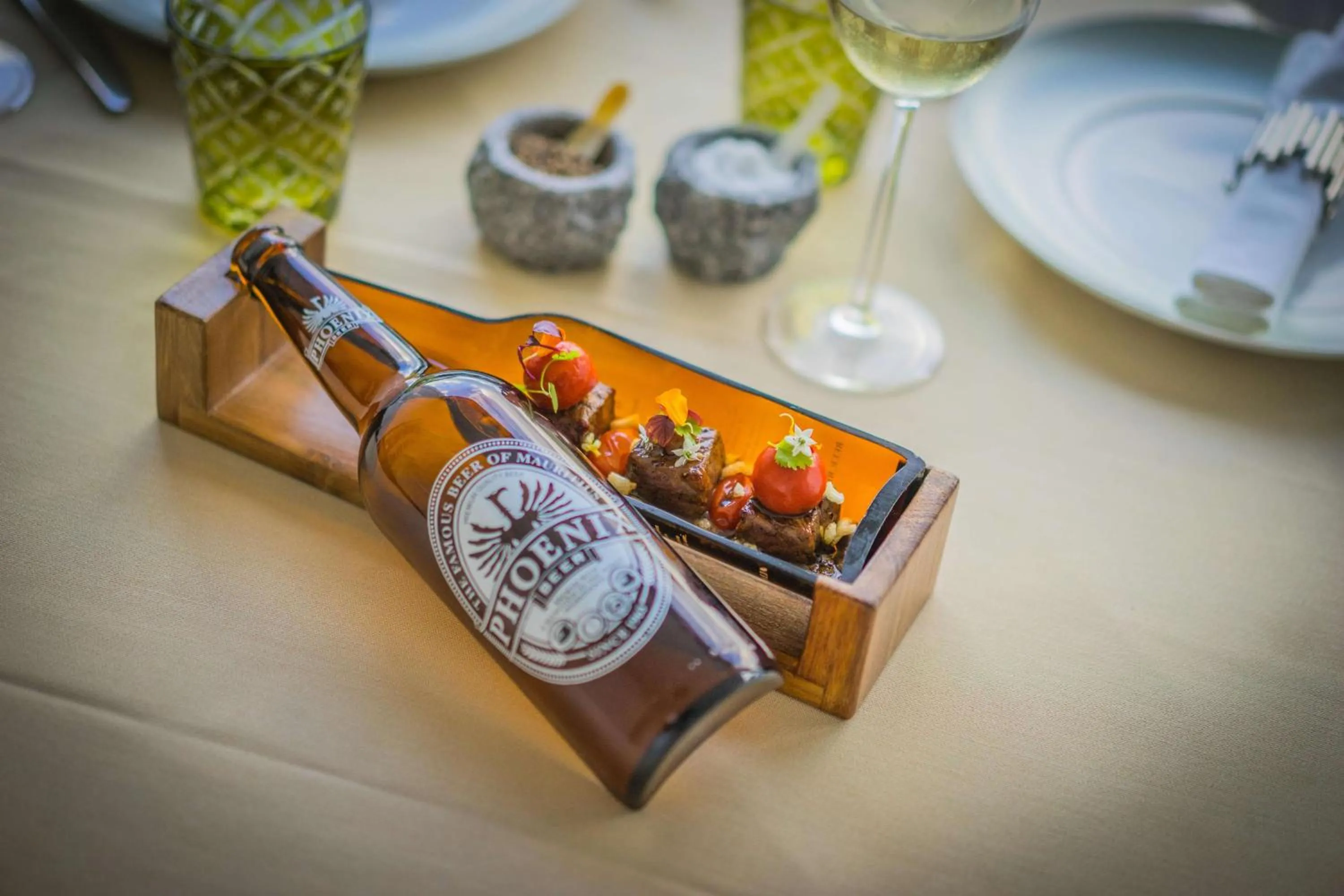 Restaurant/places to eat in Outrigger Mauritius Beach Resort