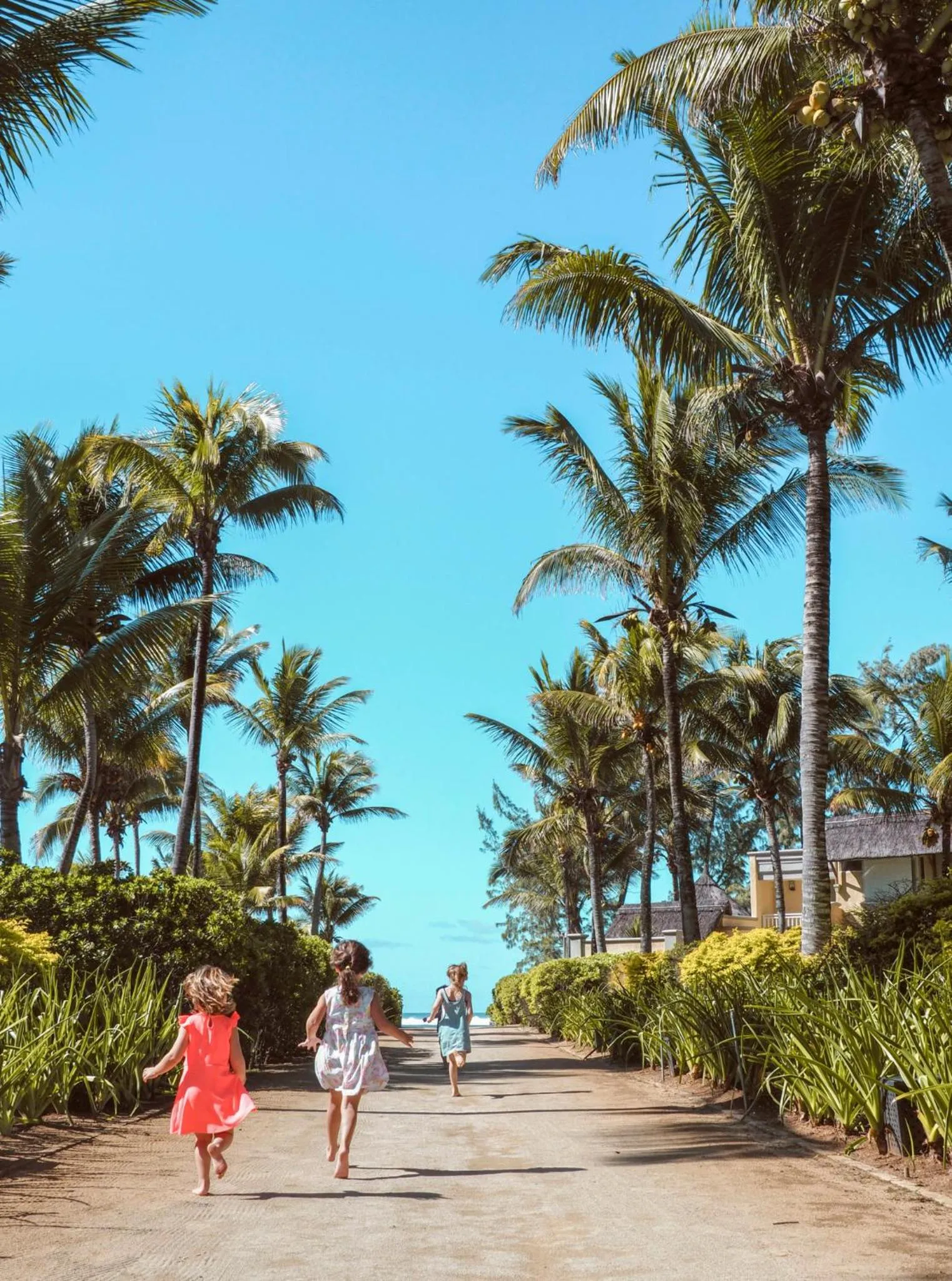 Area and facilities in Outrigger Mauritius Beach Resort
