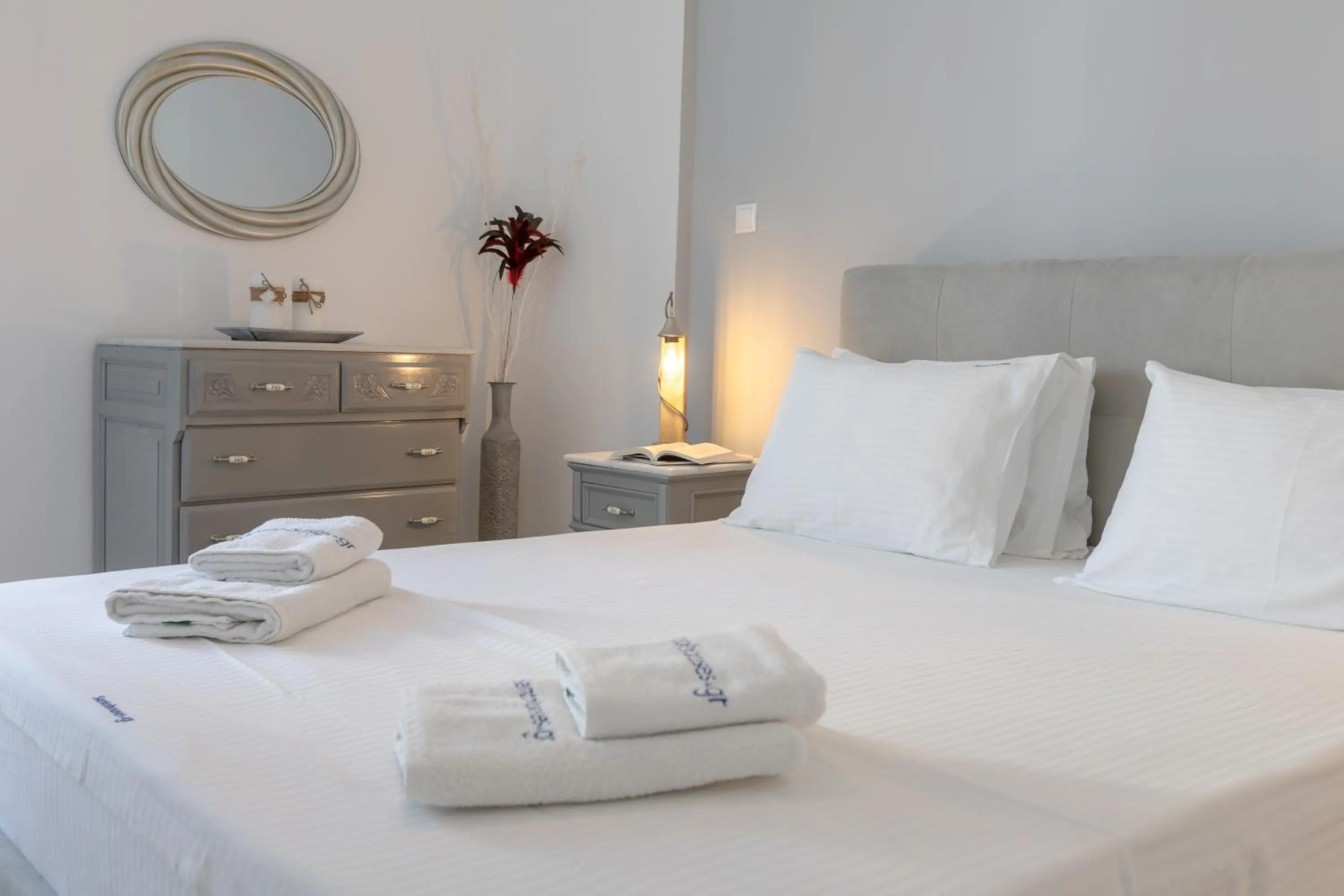 Bedroom in NEOKLASSIKO KOUKOULI