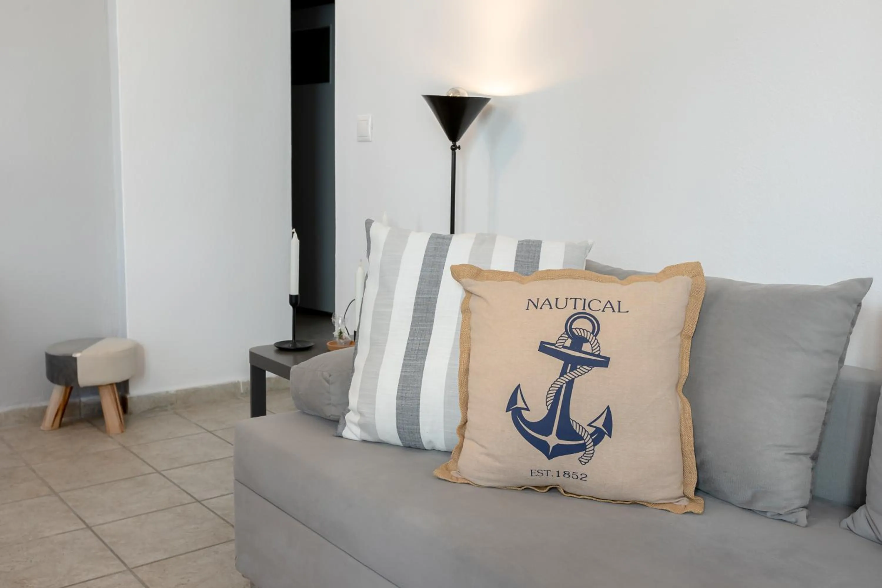 Seating area in NEOKLASSIKO KOUKOULI