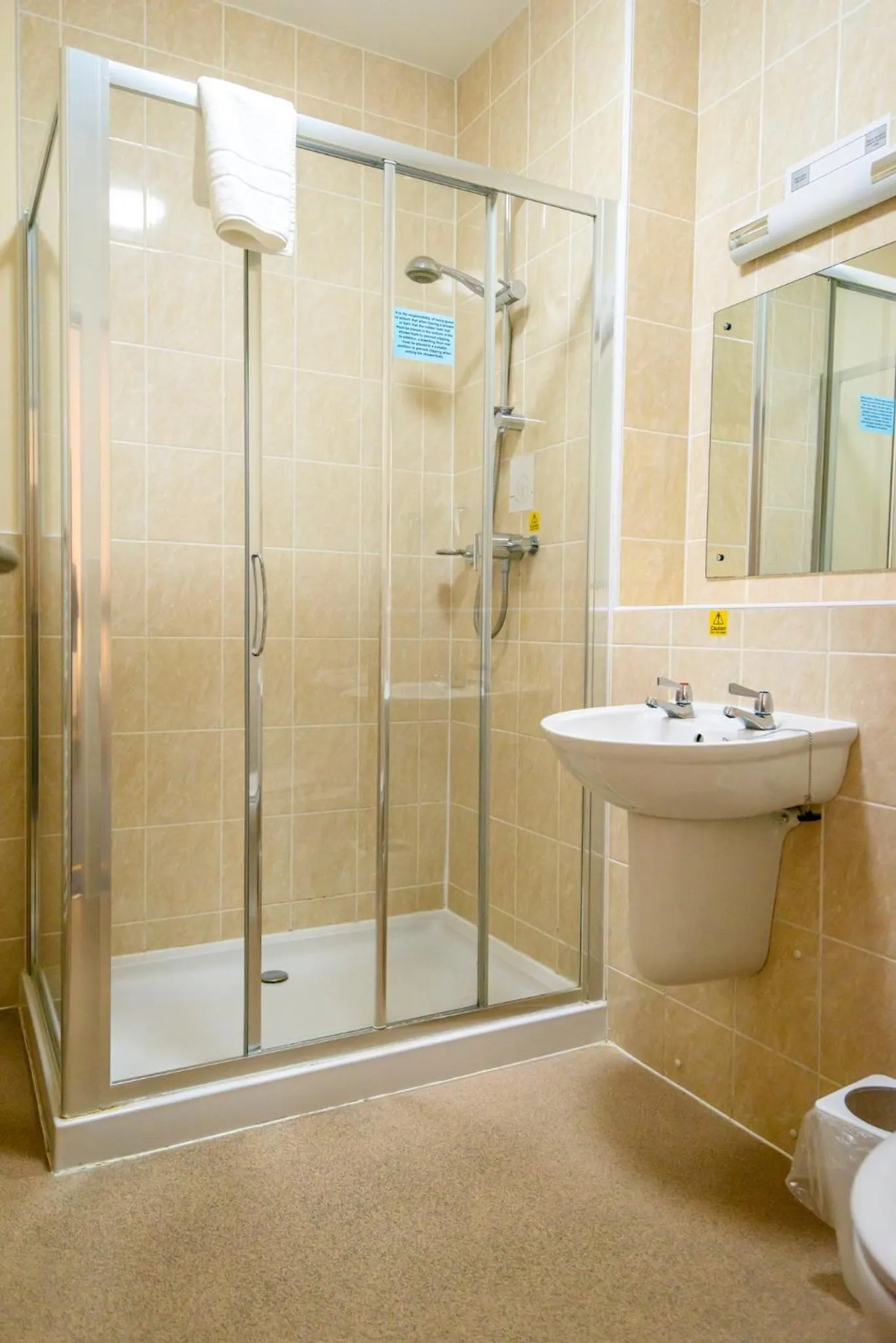 Shower in Ocean View Hotel