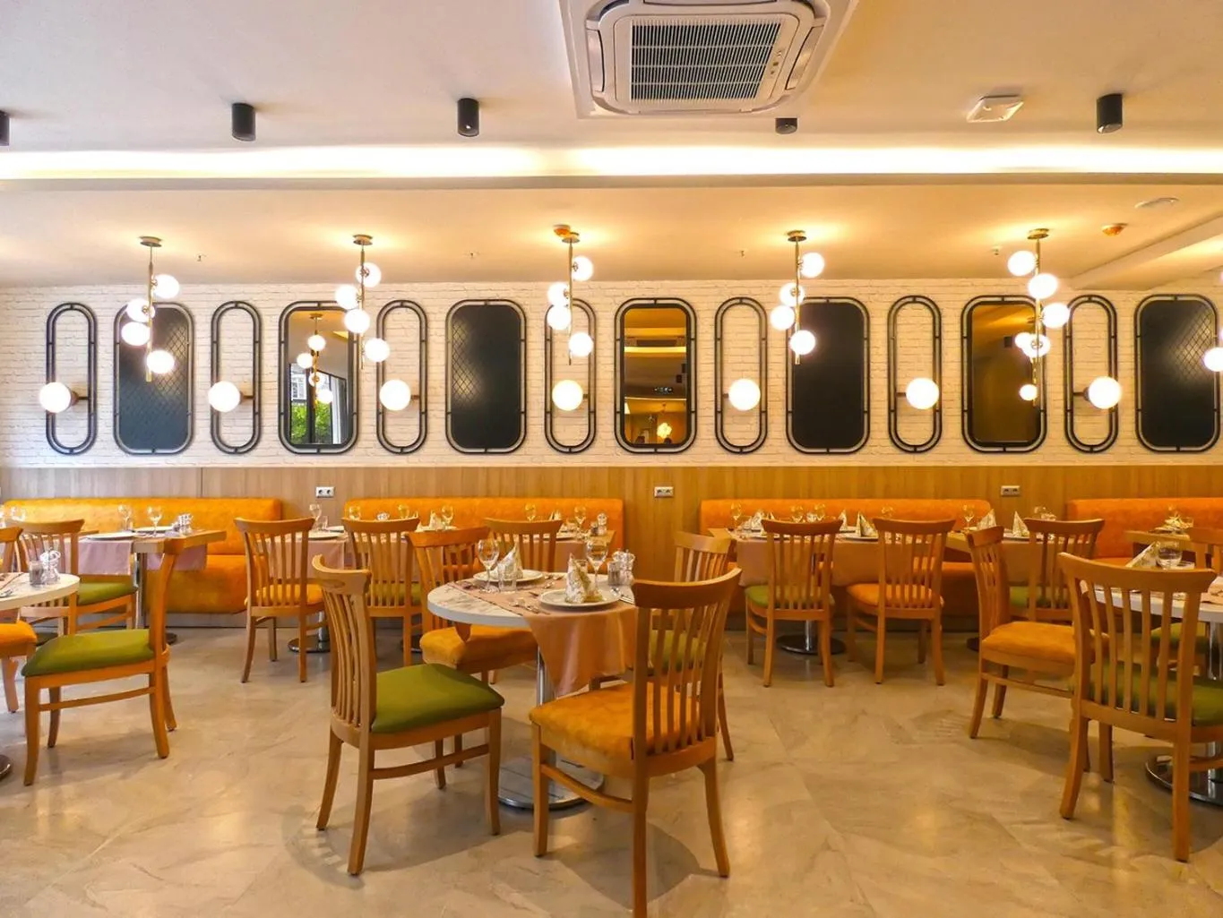 Restaurant/places to eat in Old Town Point Hotel & Spa Antalya