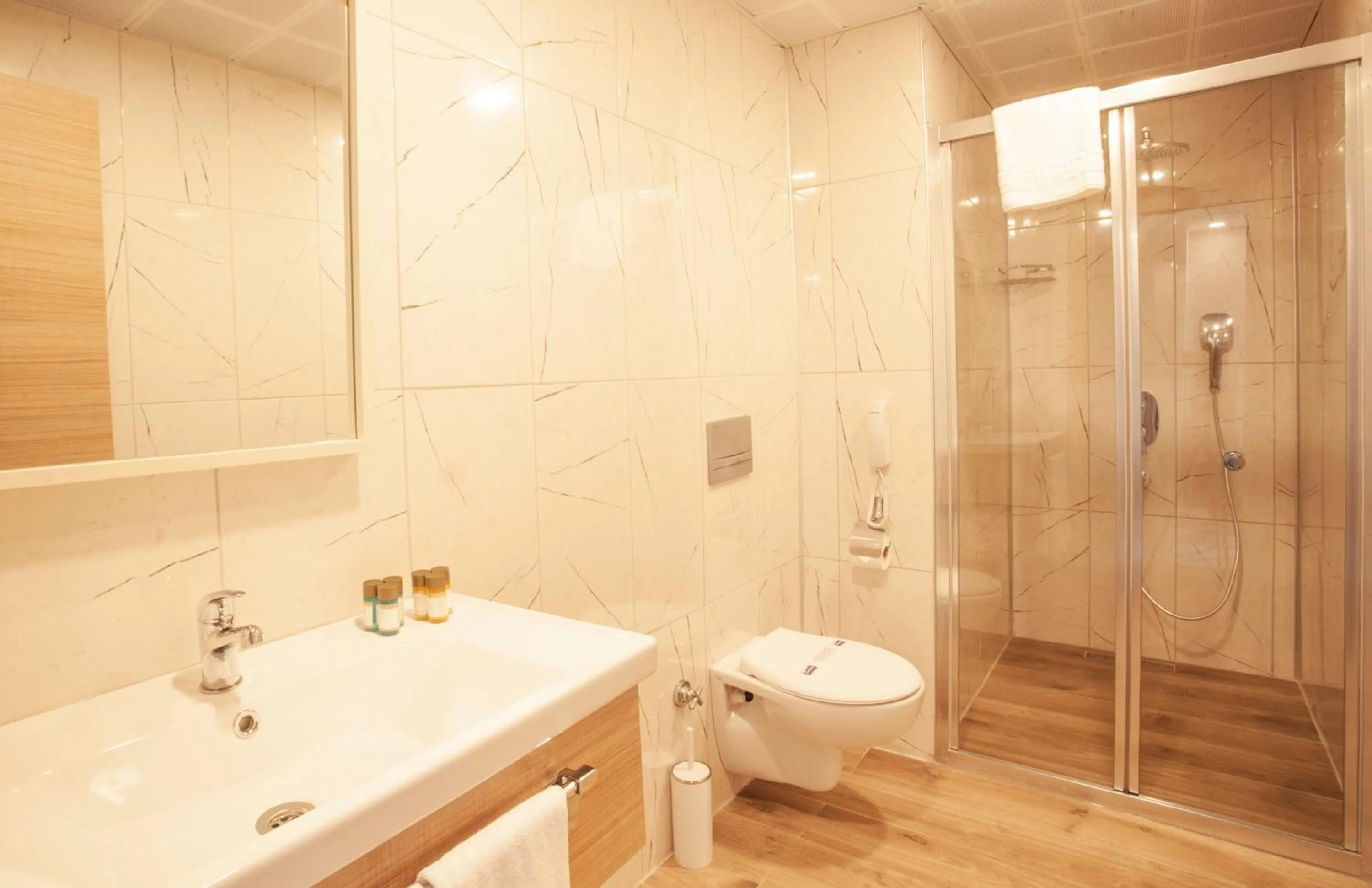 Toilet in Old Town Point Hotel & Spa Antalya