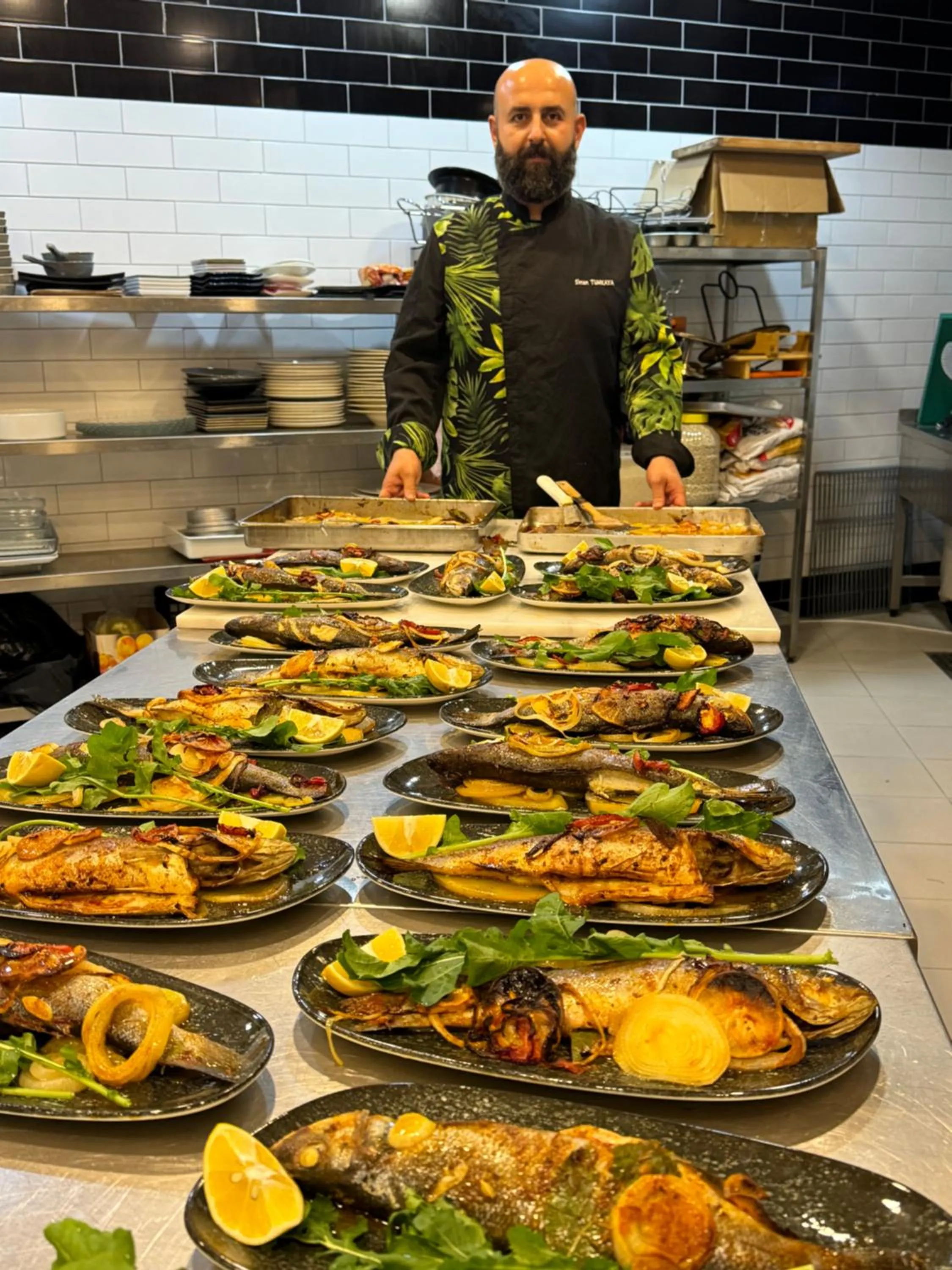 Restaurant/places to eat in Payava Hotel by True Blue