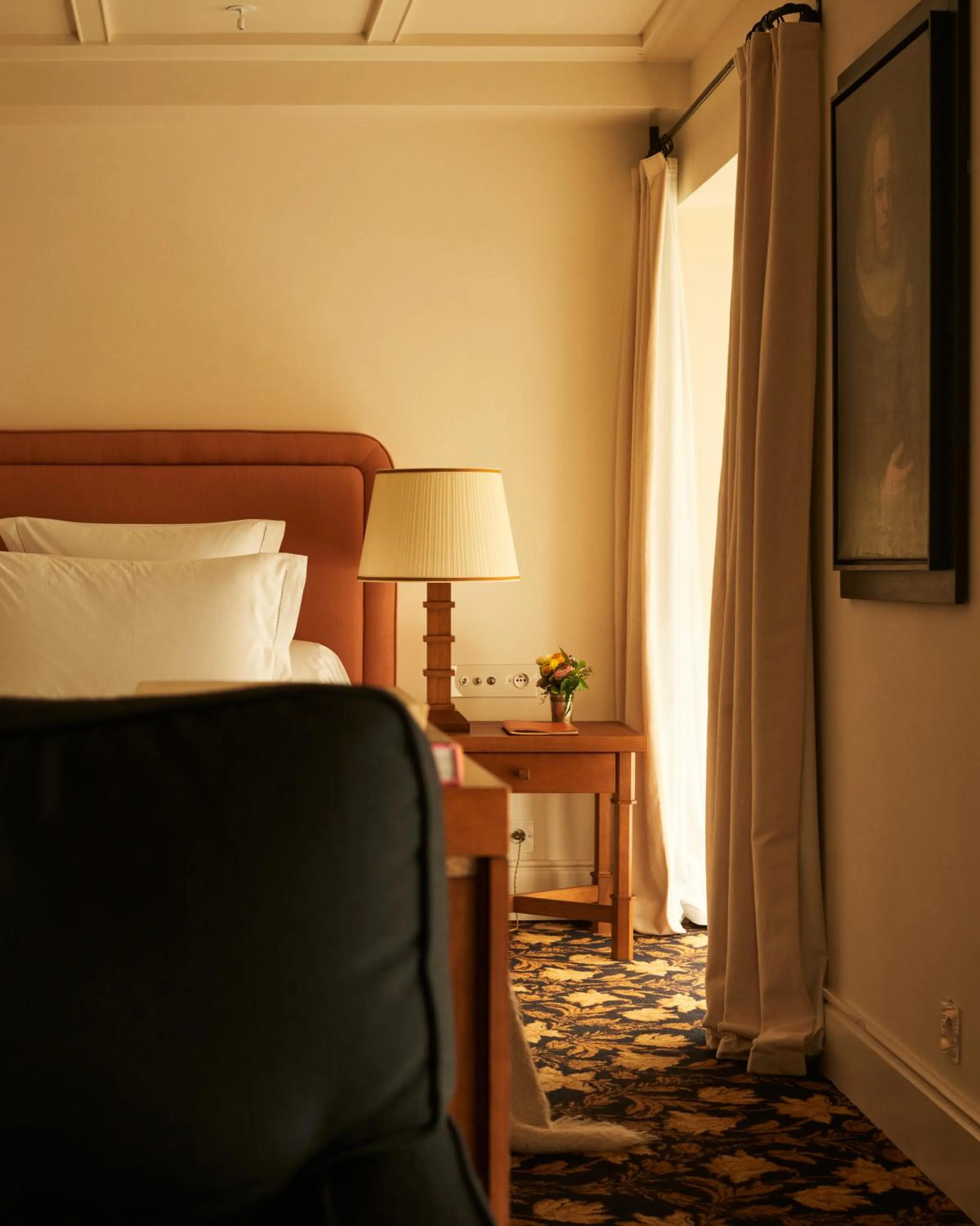 Bedroom, Bed in Château Voltaire