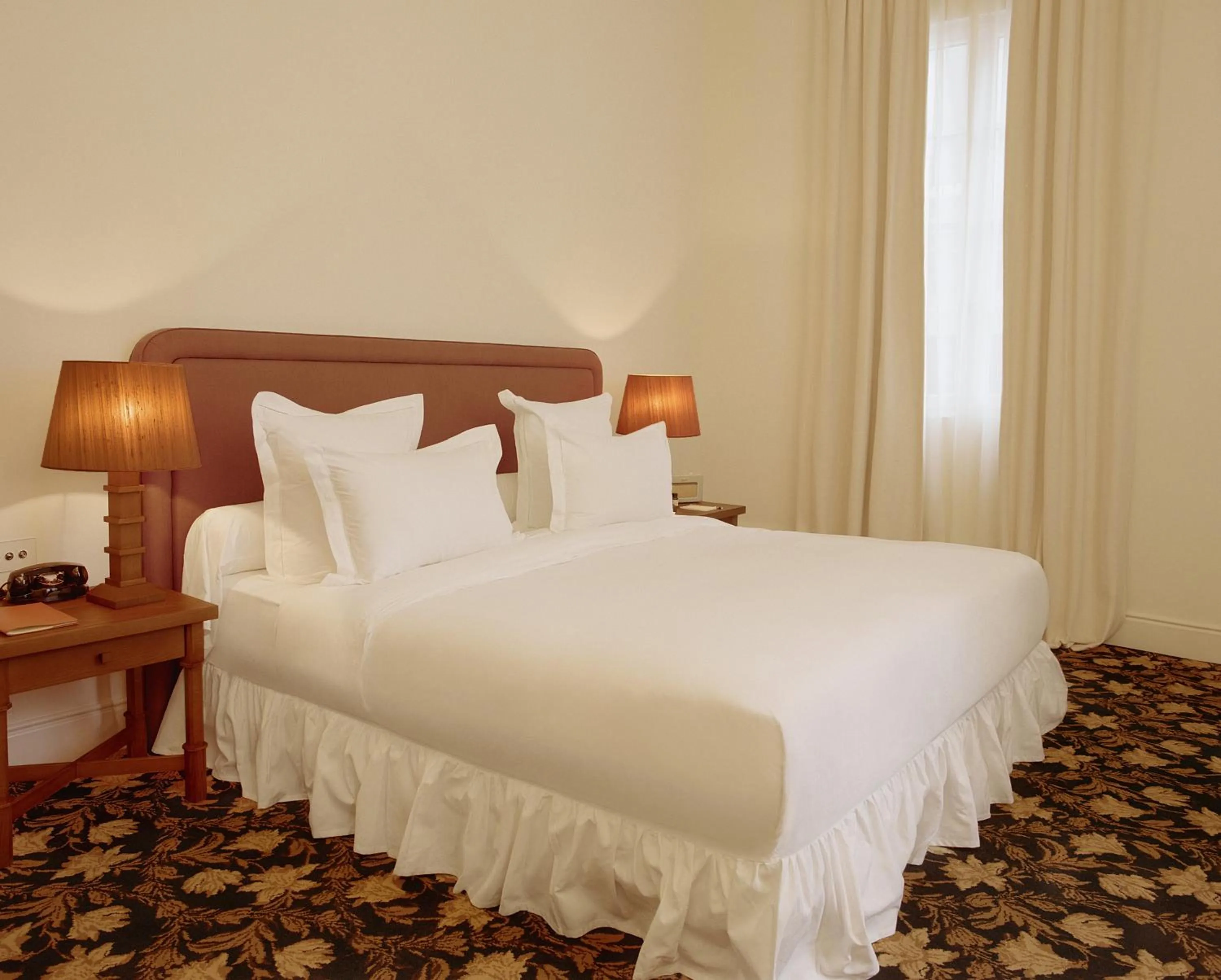 Bed in Château Voltaire