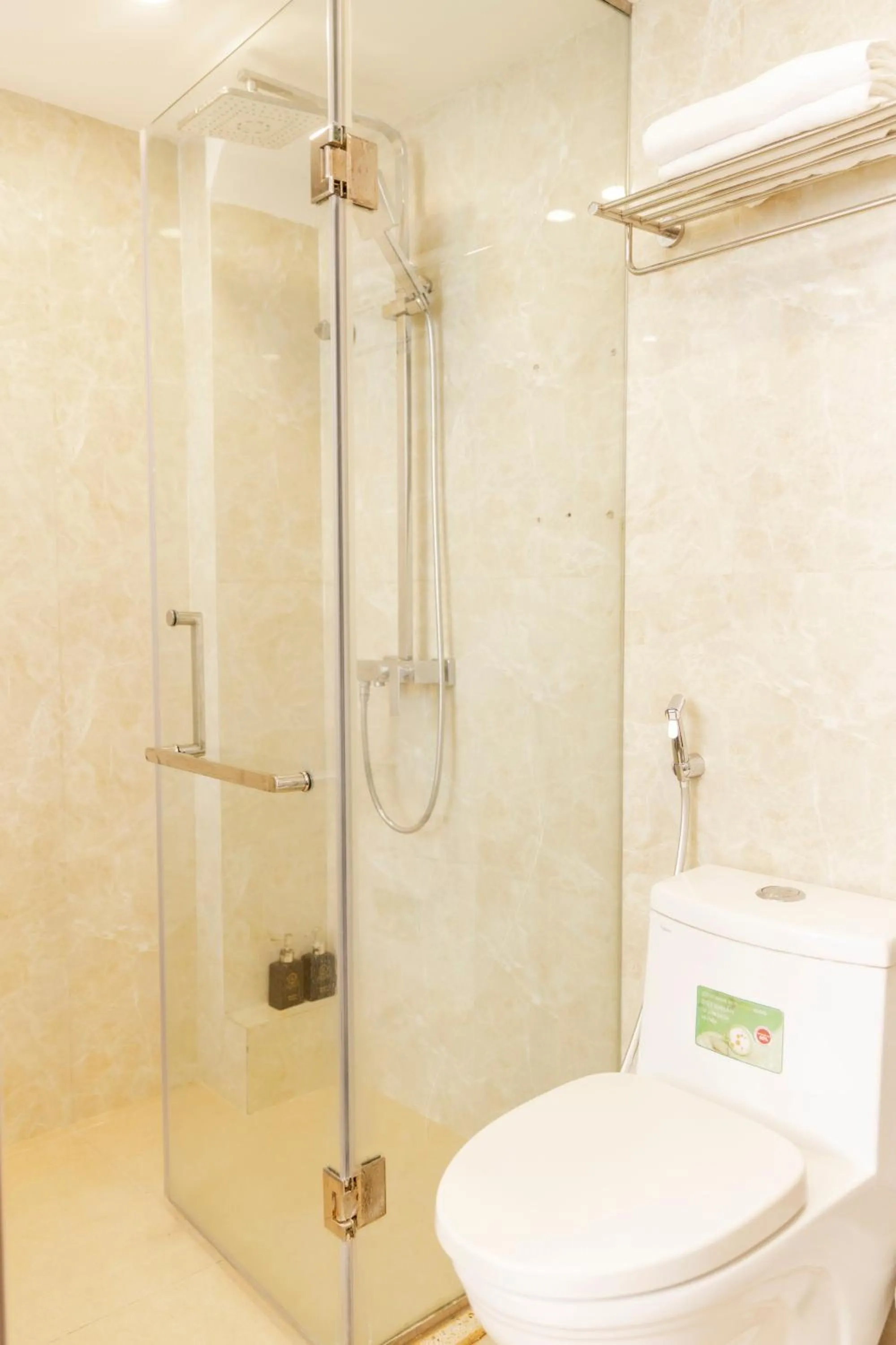 Bathroom in Hanoi City Backpackers Hostel