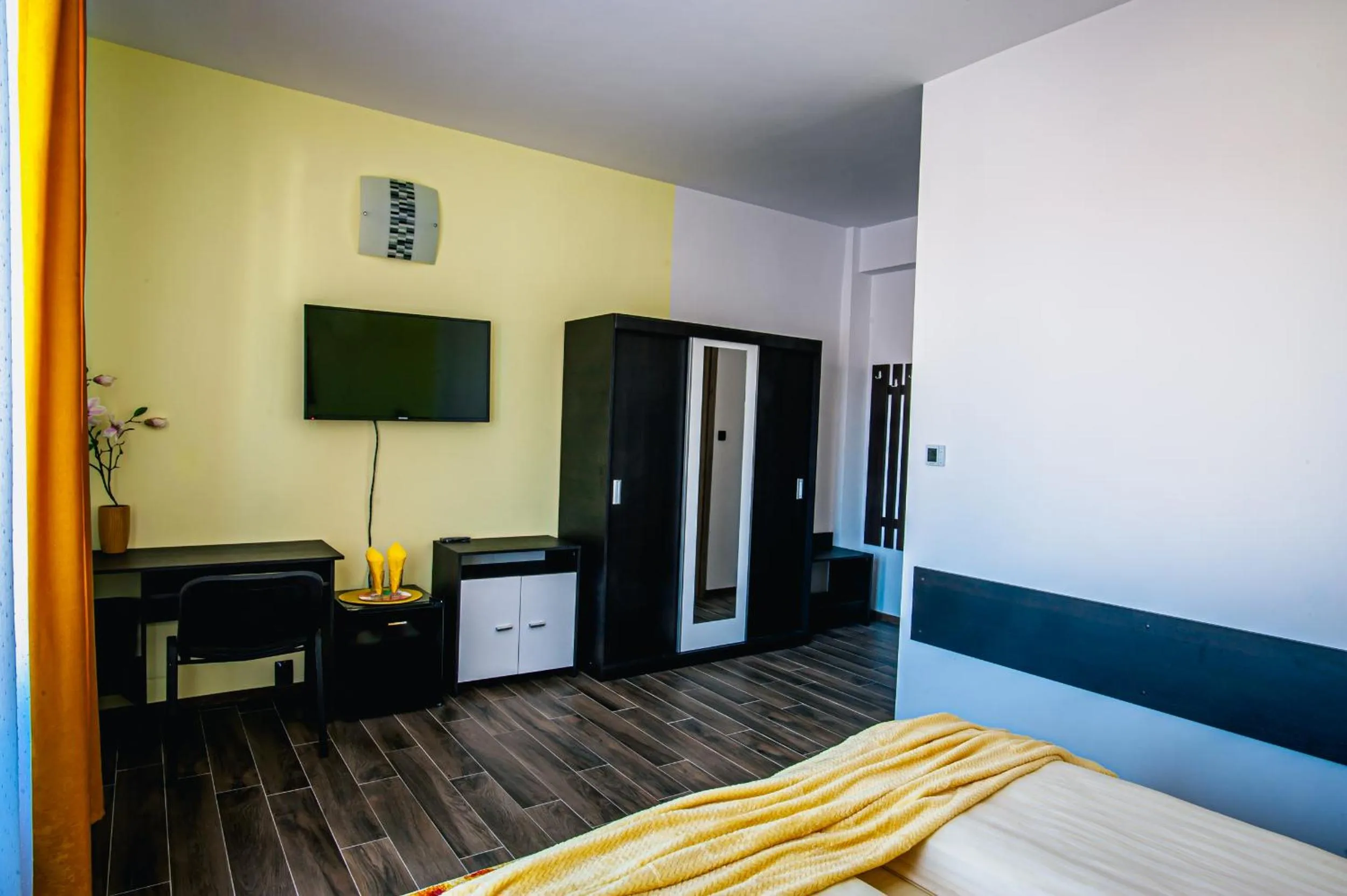 Bed in Colors Residence