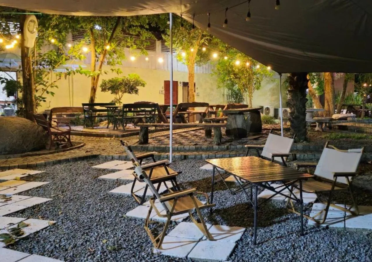 Seating area in Sand Paisan Resort