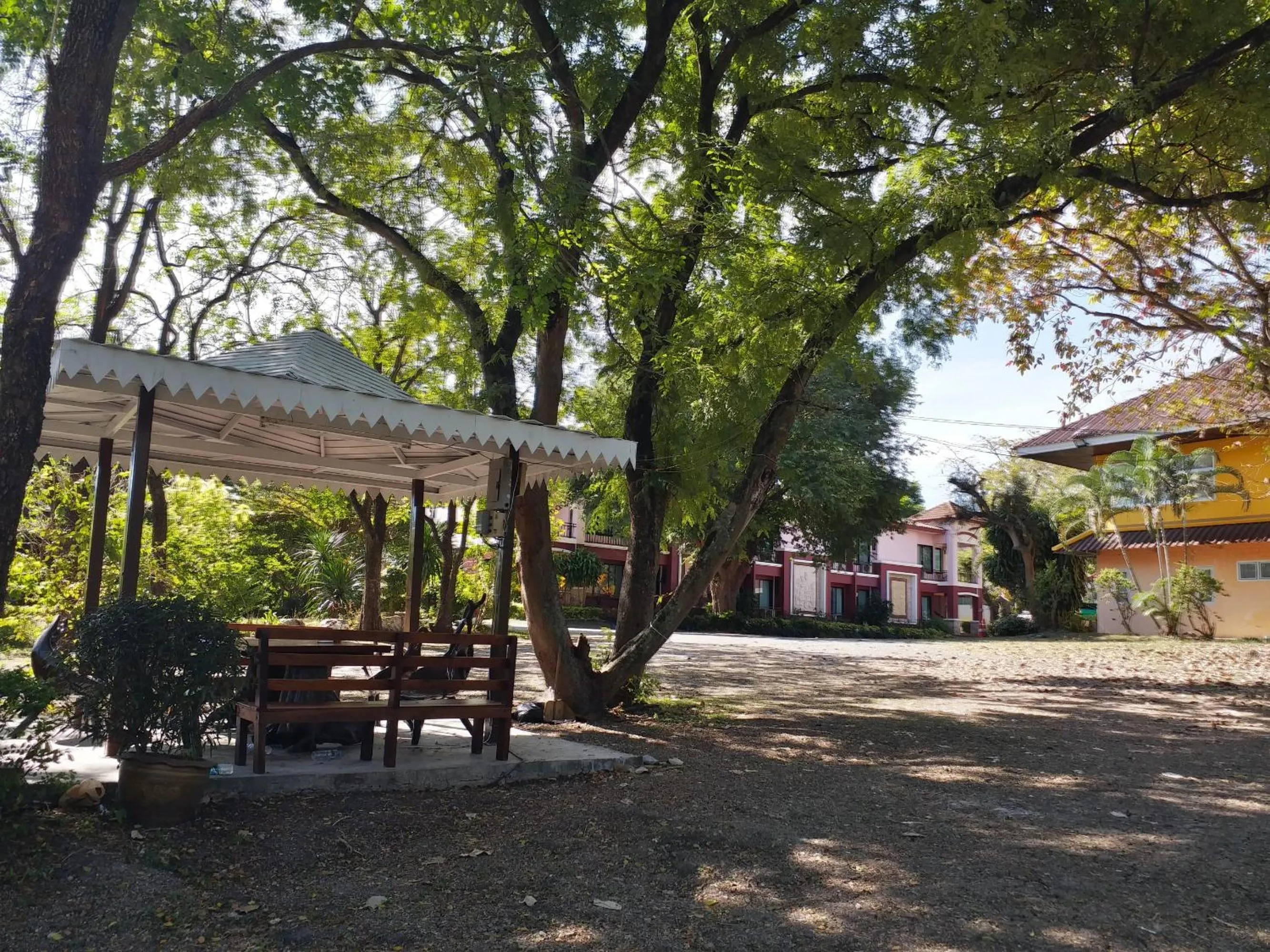 Property building in Sand Paisan Resort