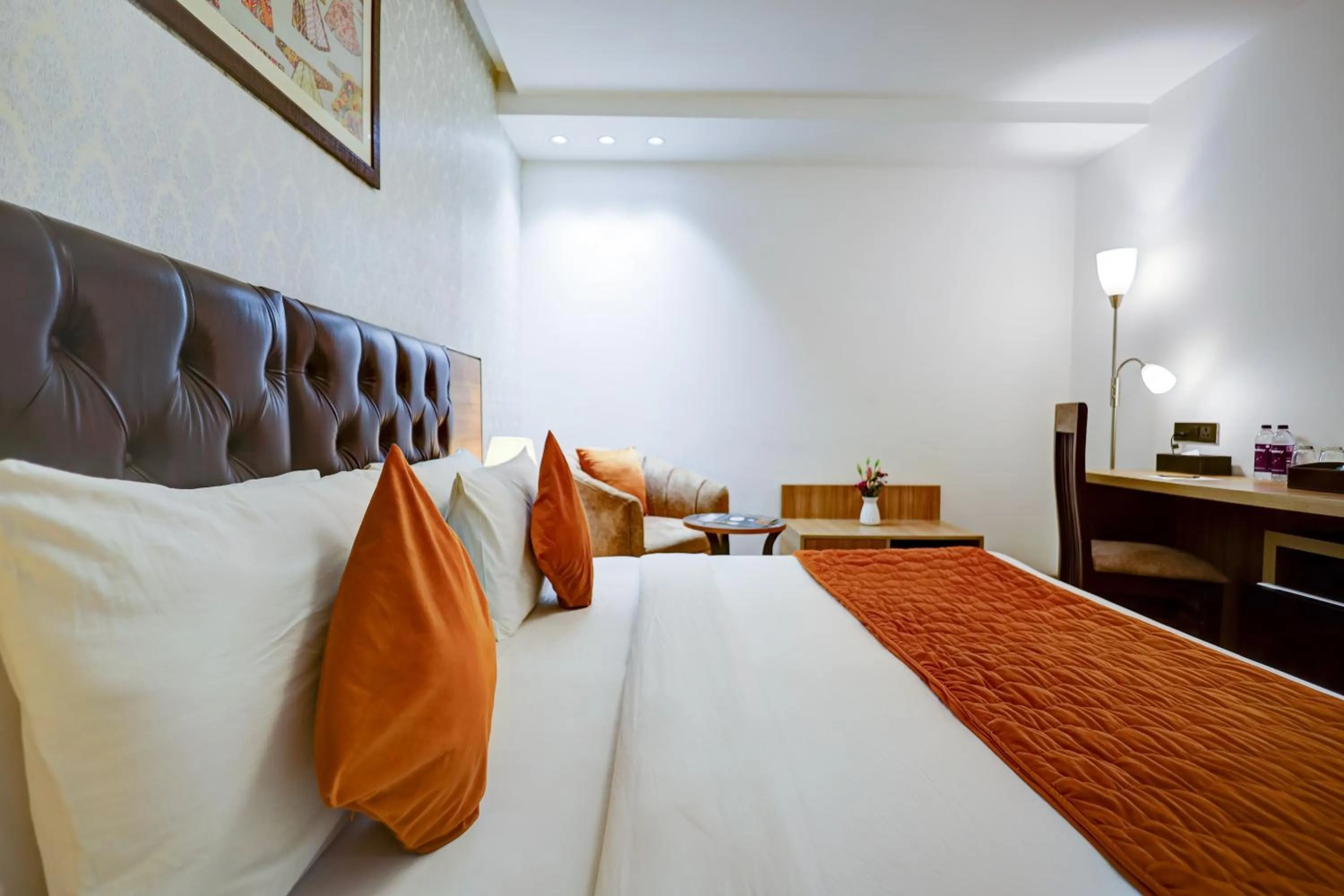 Bed in Hotel 91 Huda City Centre