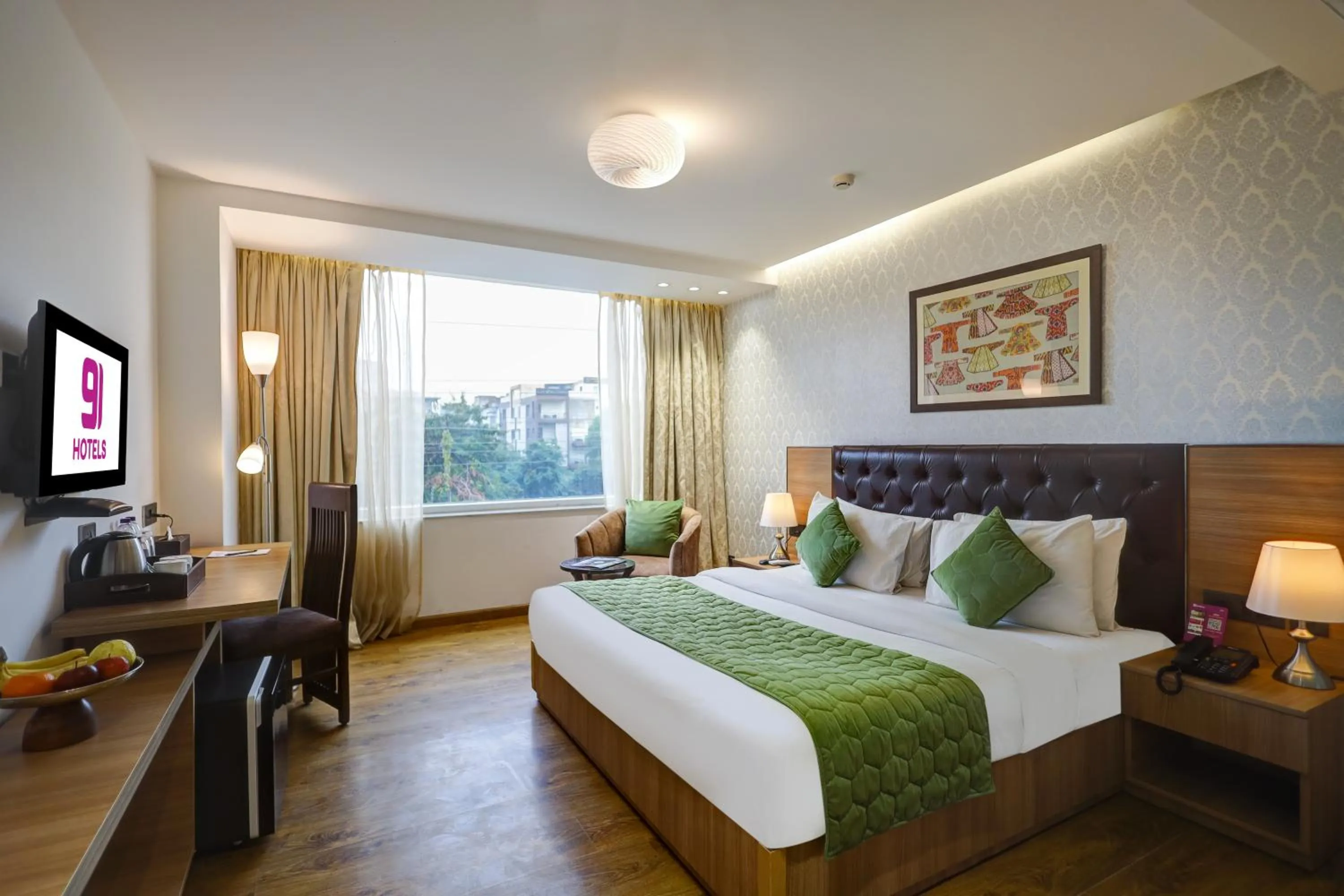 Bed in Hotel 91 Huda City Centre