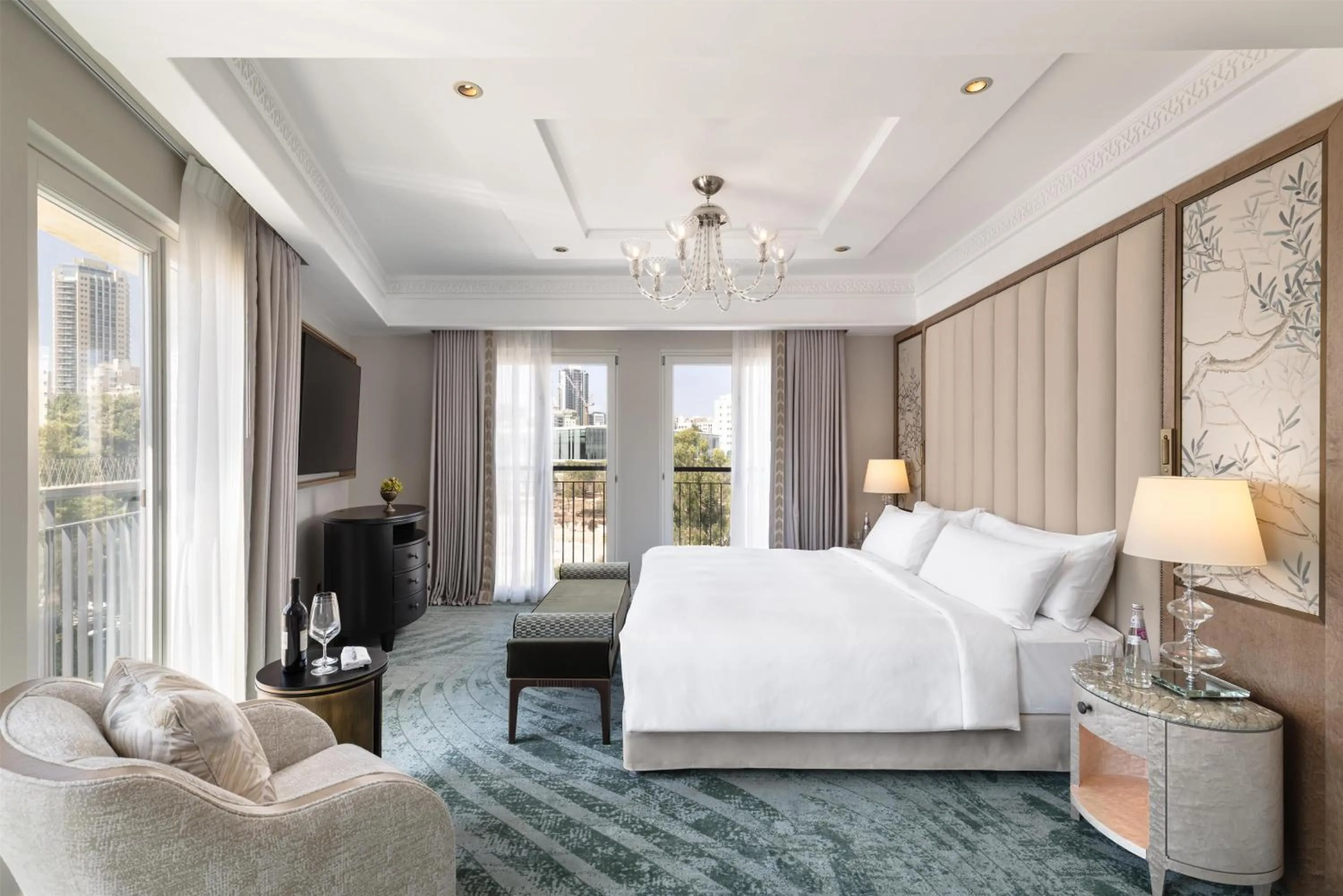 Bed in Waldorf Astoria Jerusalem