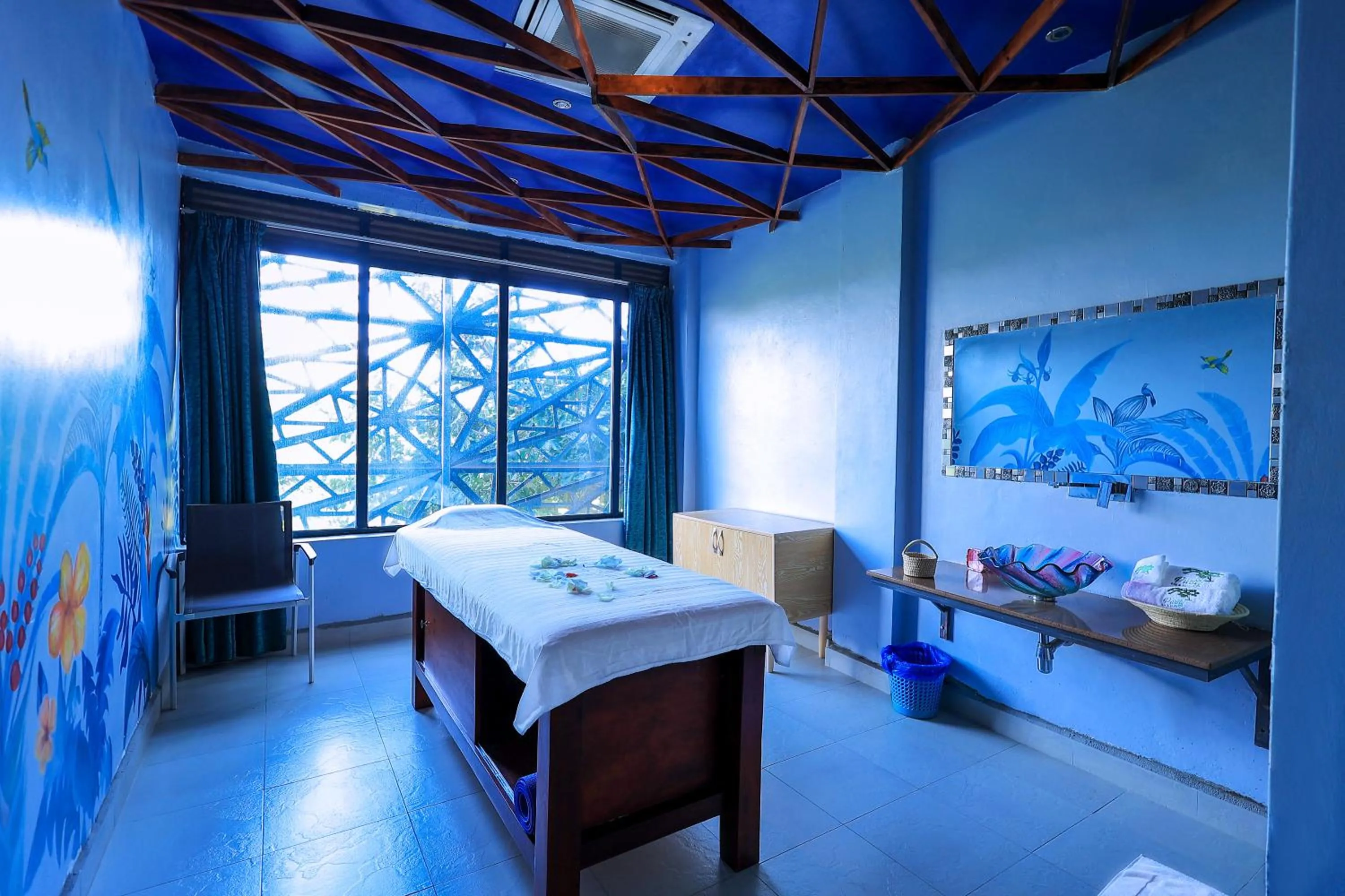 Massage, Bed in Aquarius Kigo Resort