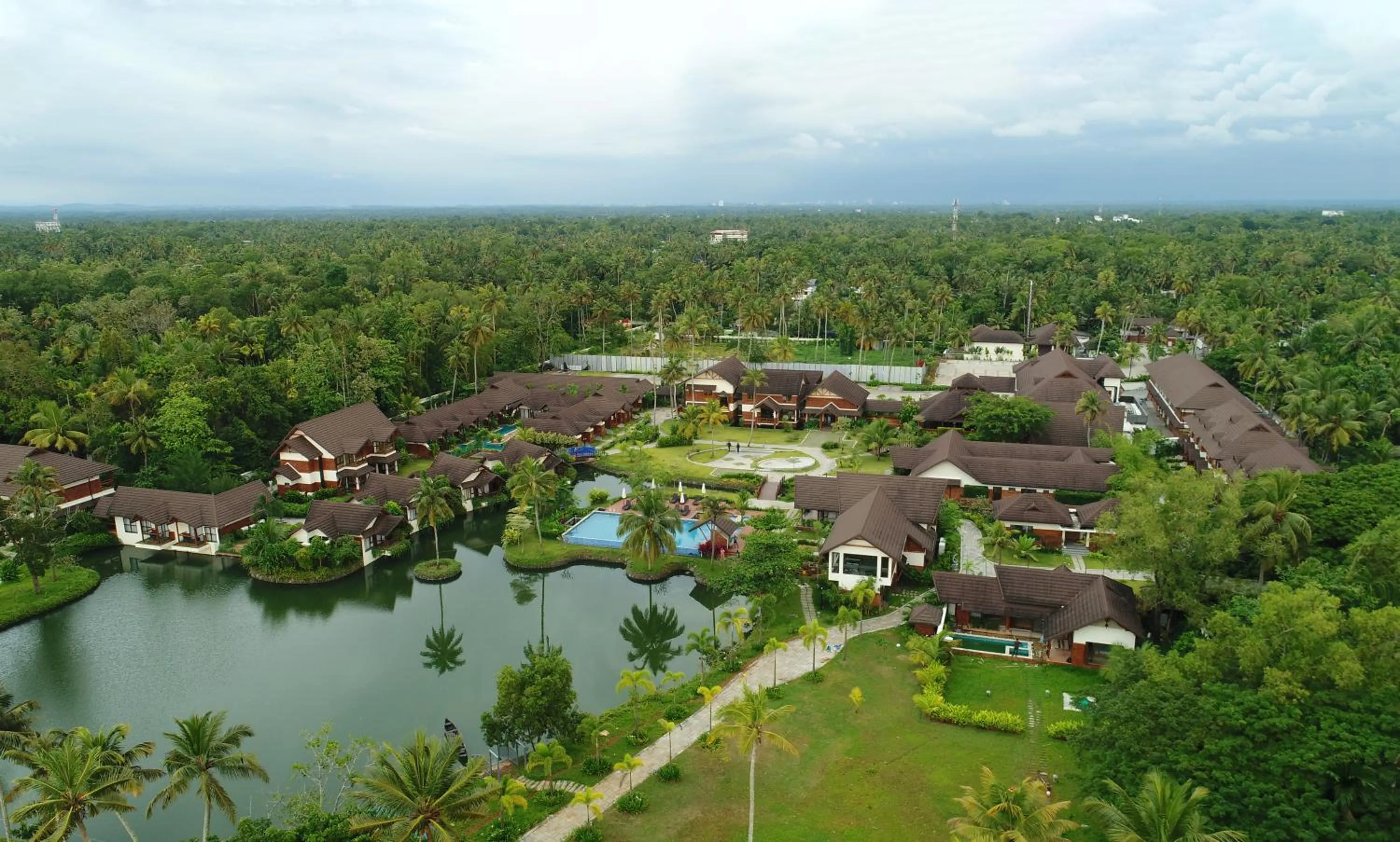 Property building in Gokulam Grand Resort & Spa, Kumarakom