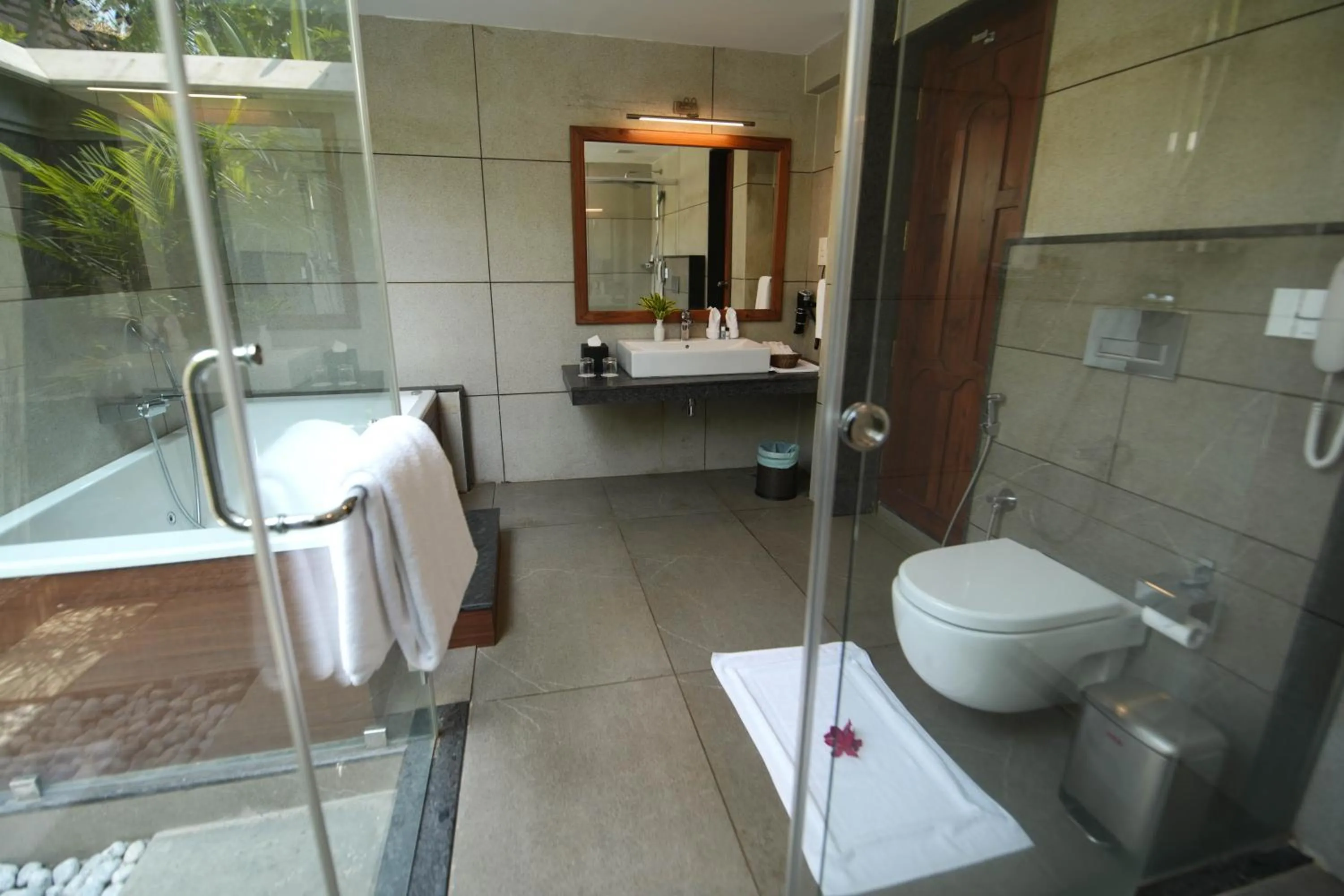 Bathroom in Gokulam Grand Resort & Spa, Kumarakom