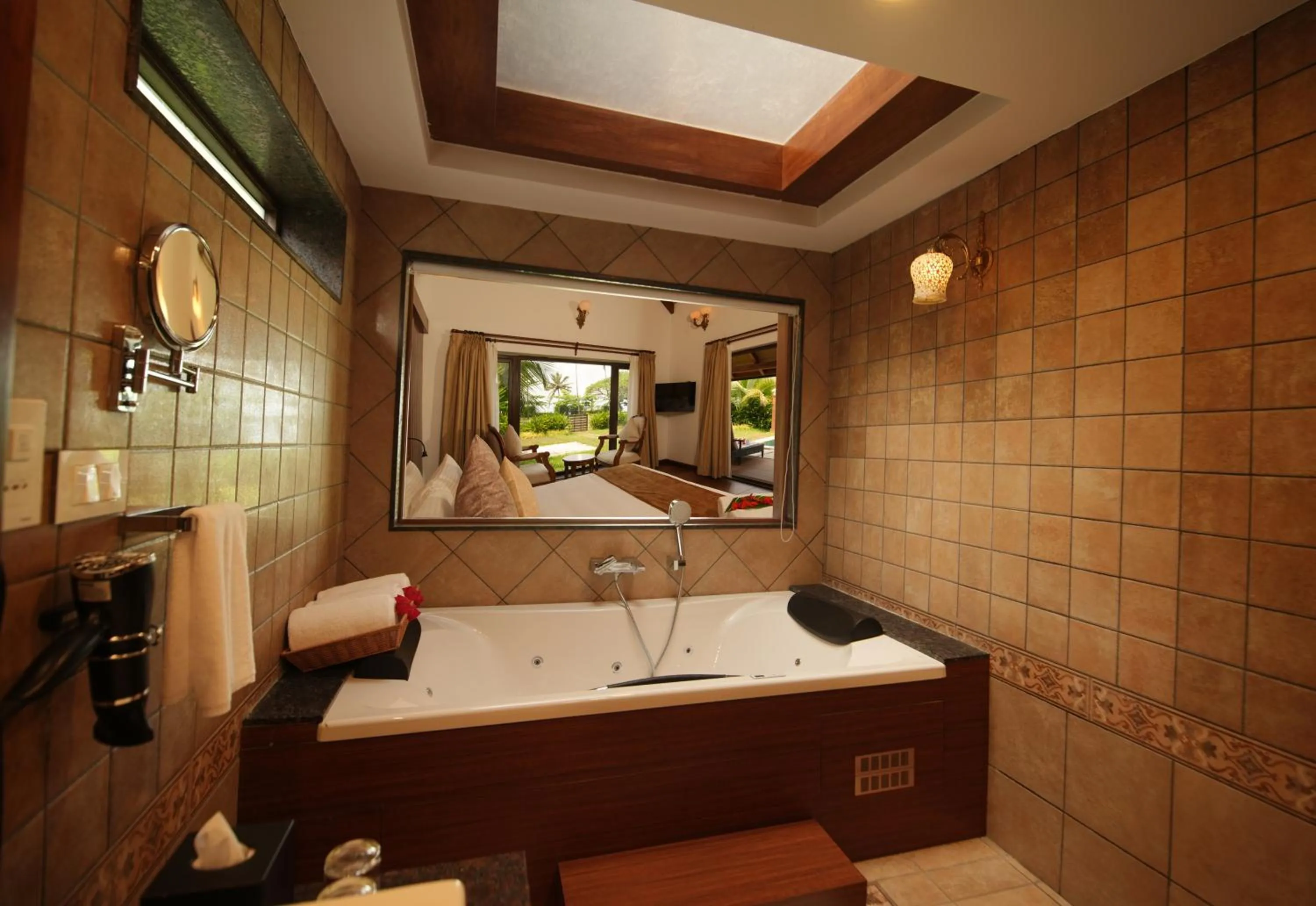 Bathroom in Gokulam Grand Resort & Spa, Kumarakom