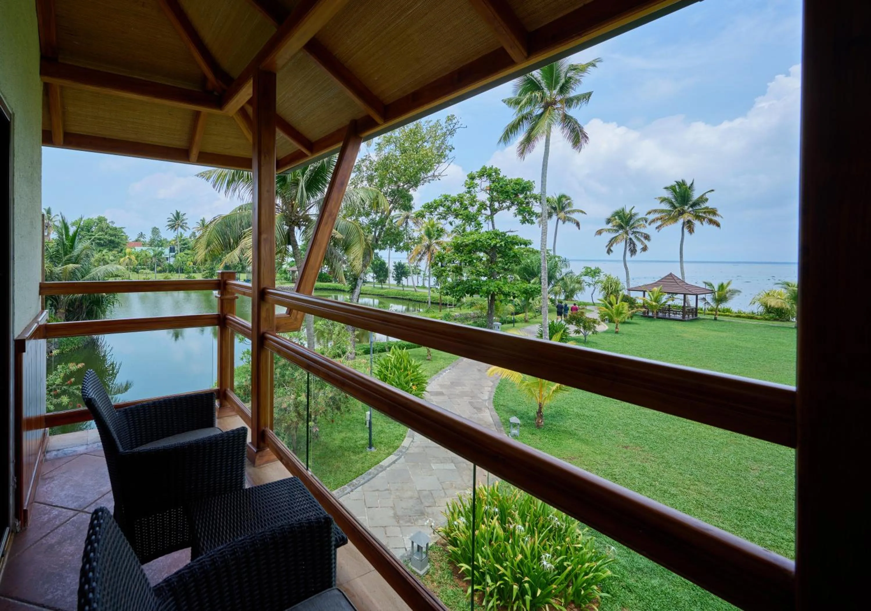 Balcony/Terrace in Gokulam Grand Resort & Spa, Kumarakom