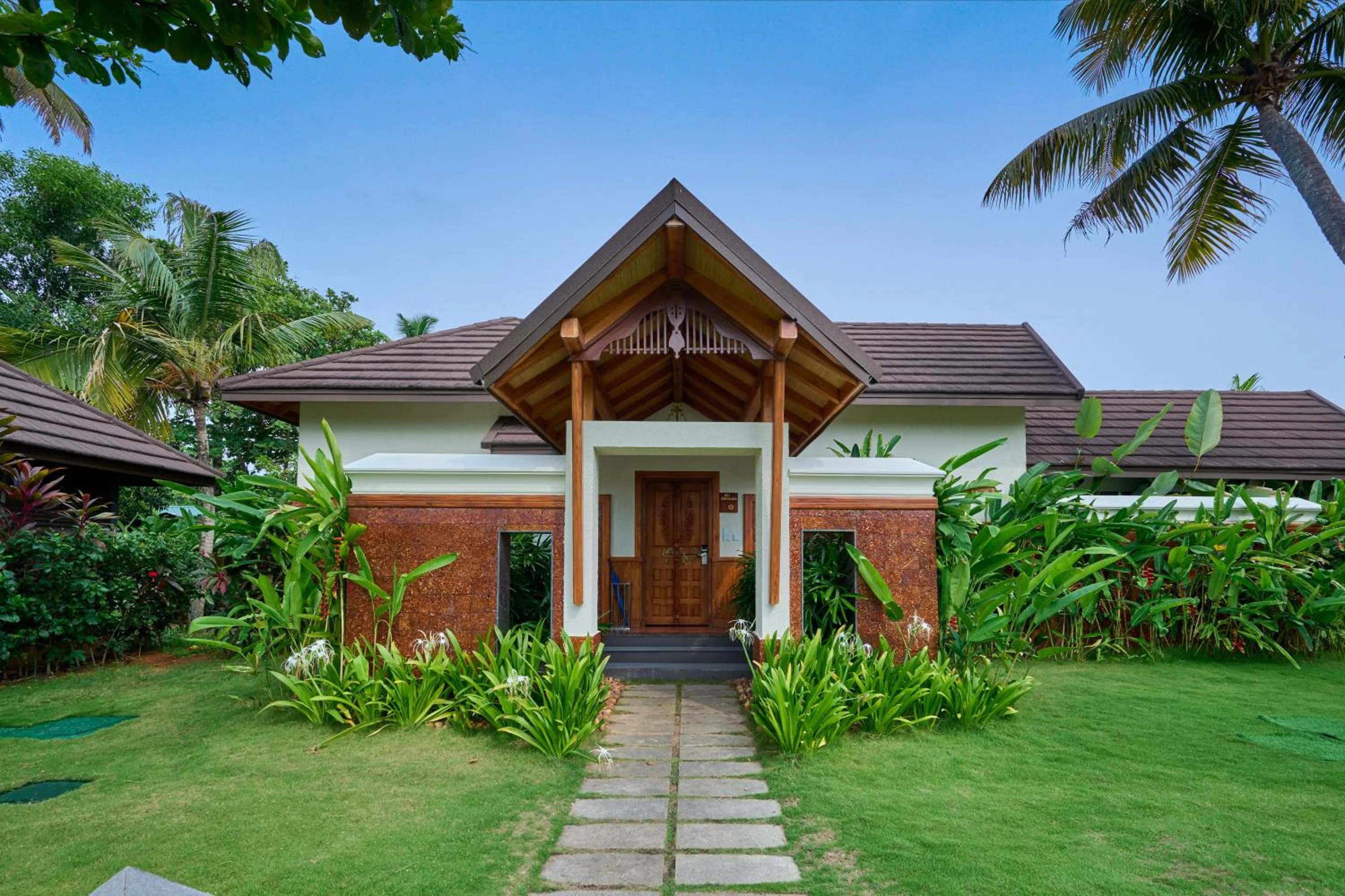 Property building in Gokulam Grand Resort & Spa, Kumarakom
