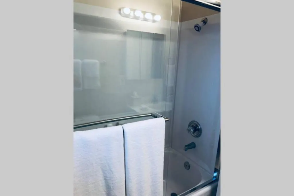 Luxury stay near Santana Row for vacation/business