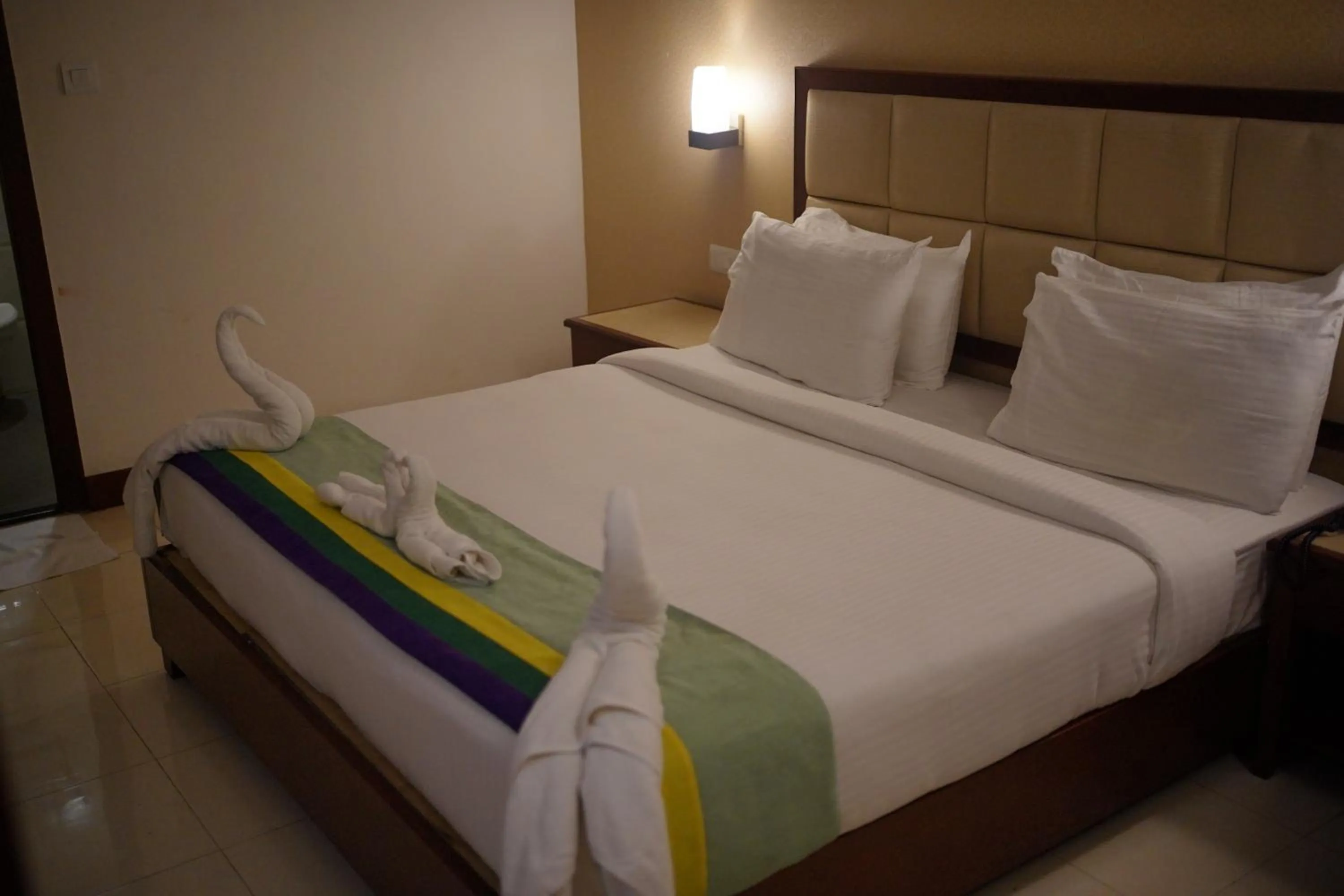 Bed in RR INN Group Of Hotels