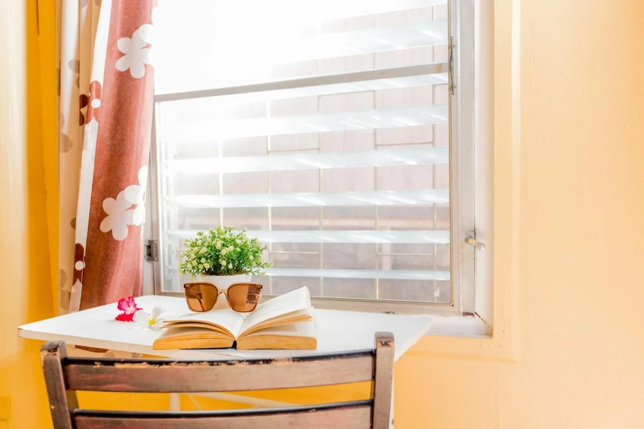 MANDARIN LODGE by victor