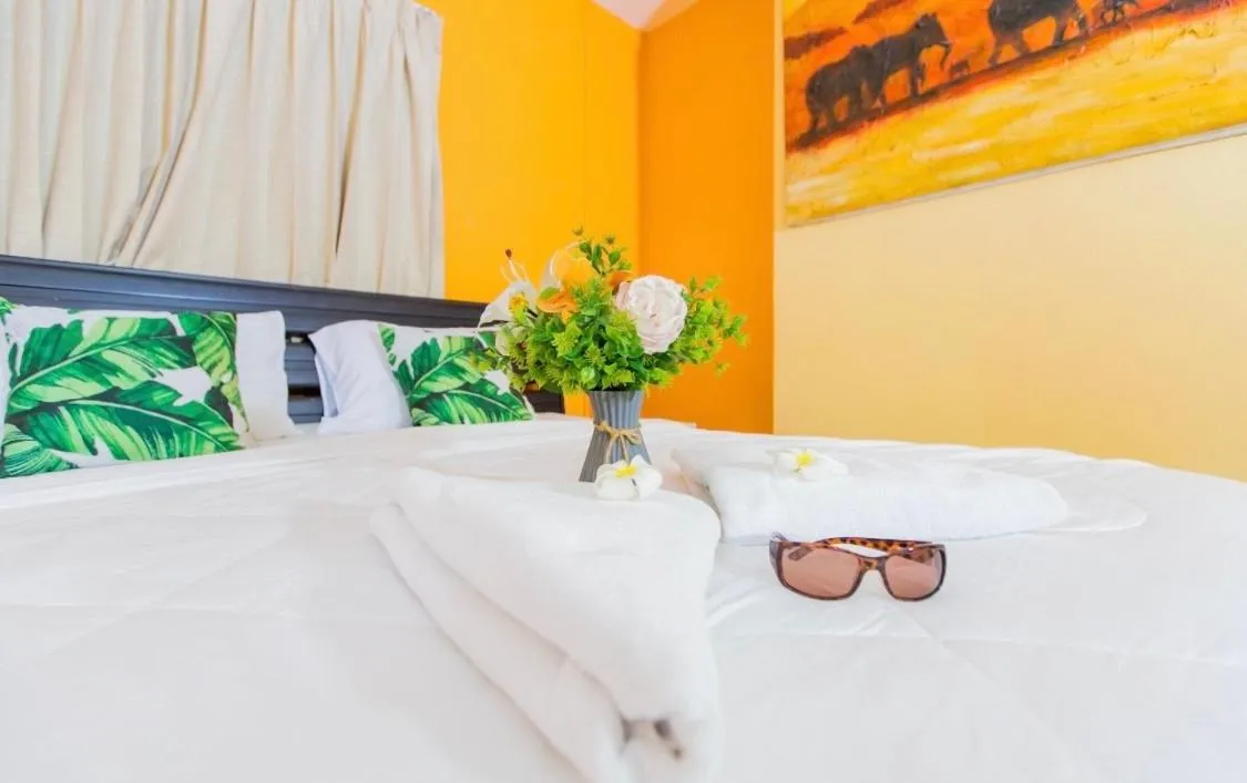 Bed in MANDARIN LODGE by victor