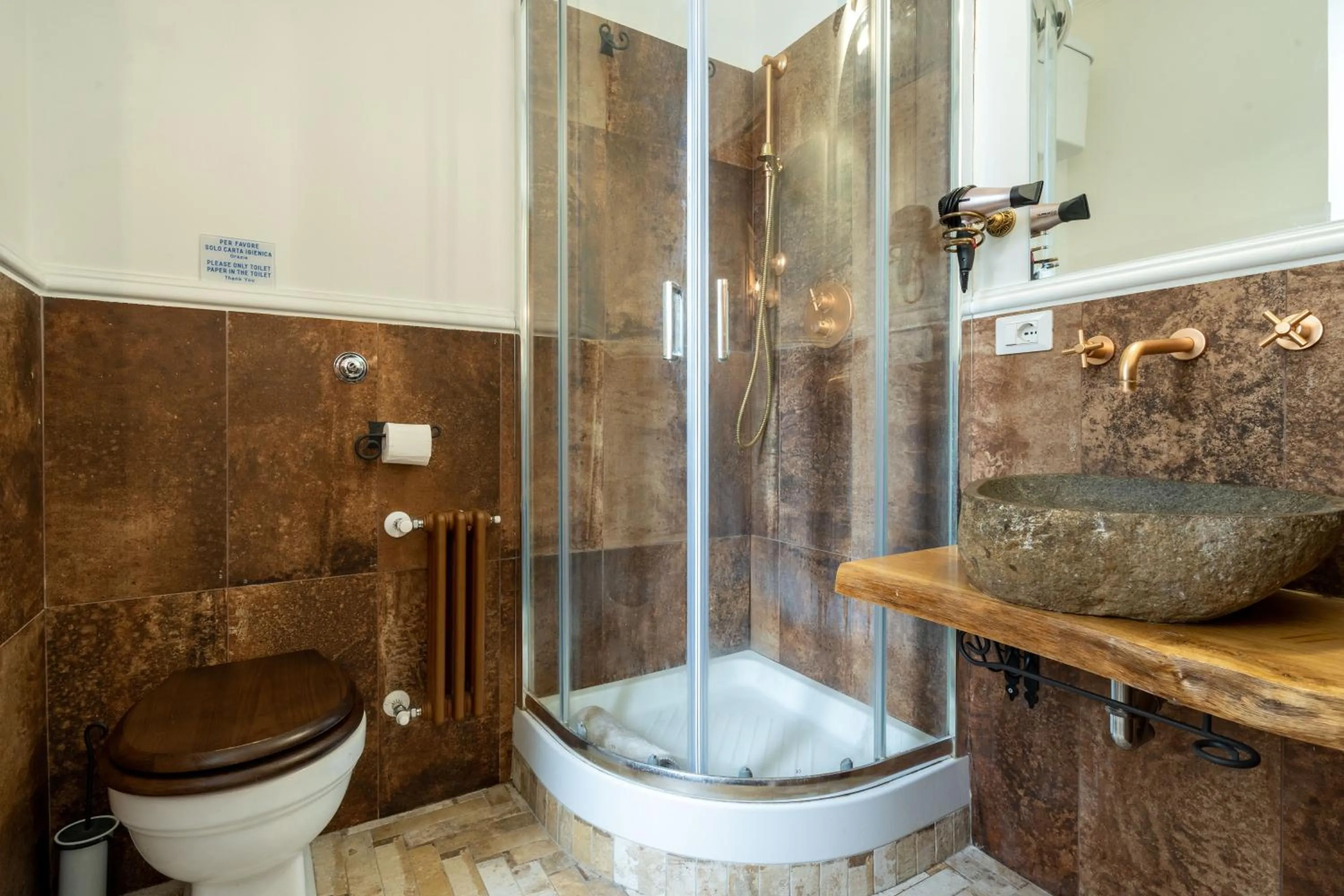 Bathroom in Capital Rooms