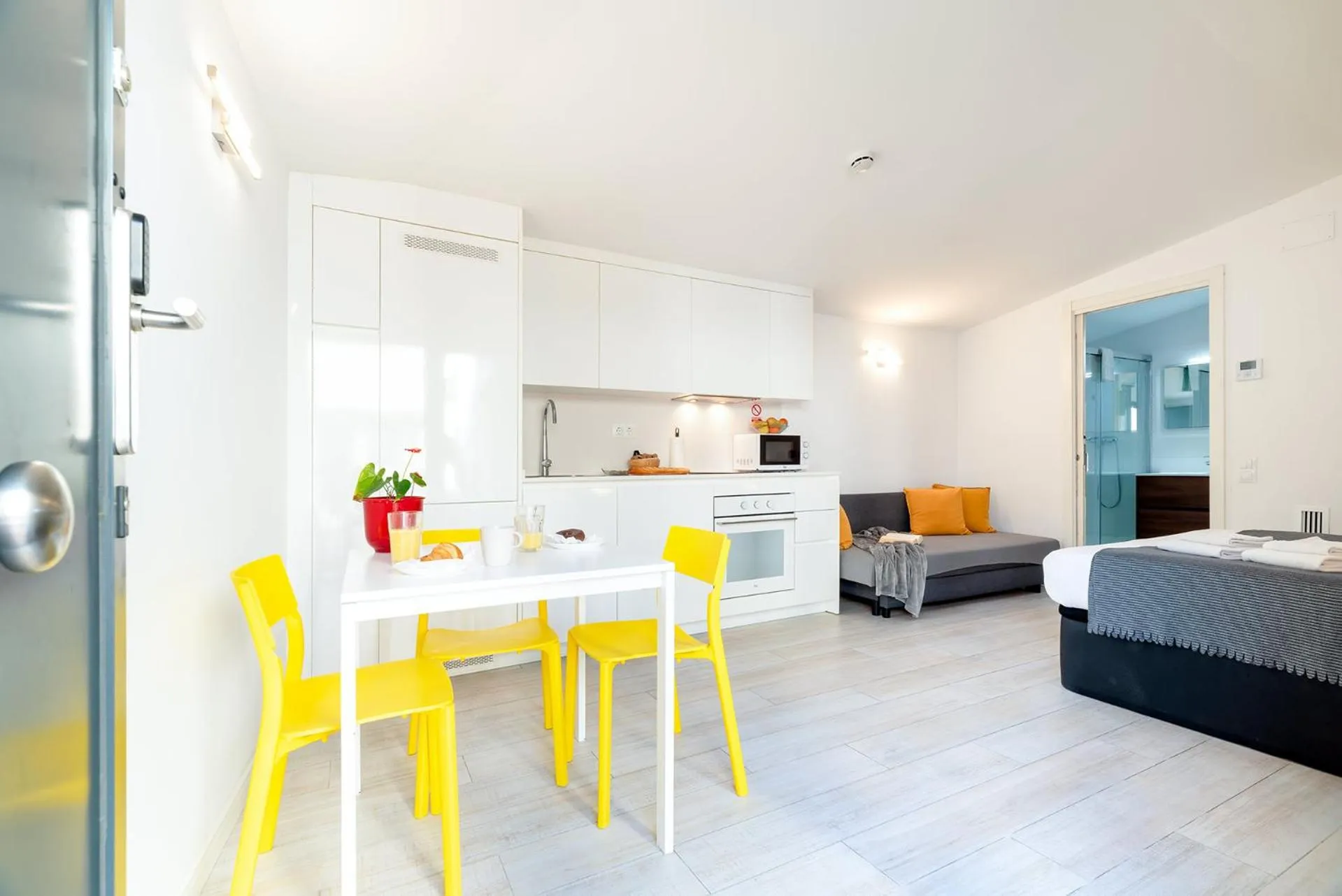 Bed in Castell Beach Aparthotel