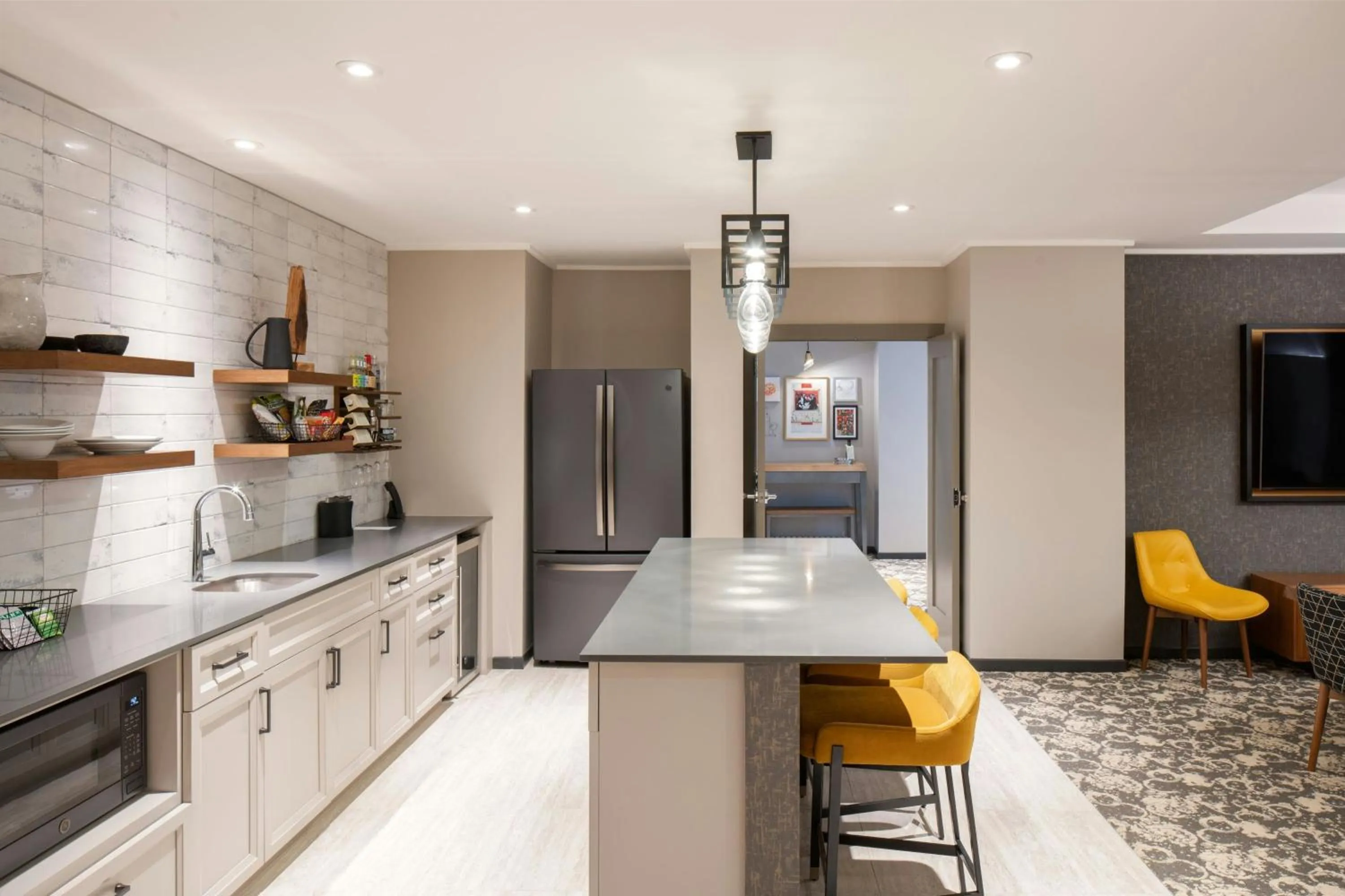 Kitchen or kitchenette in Epicurean Atlanta, Autograph Collection