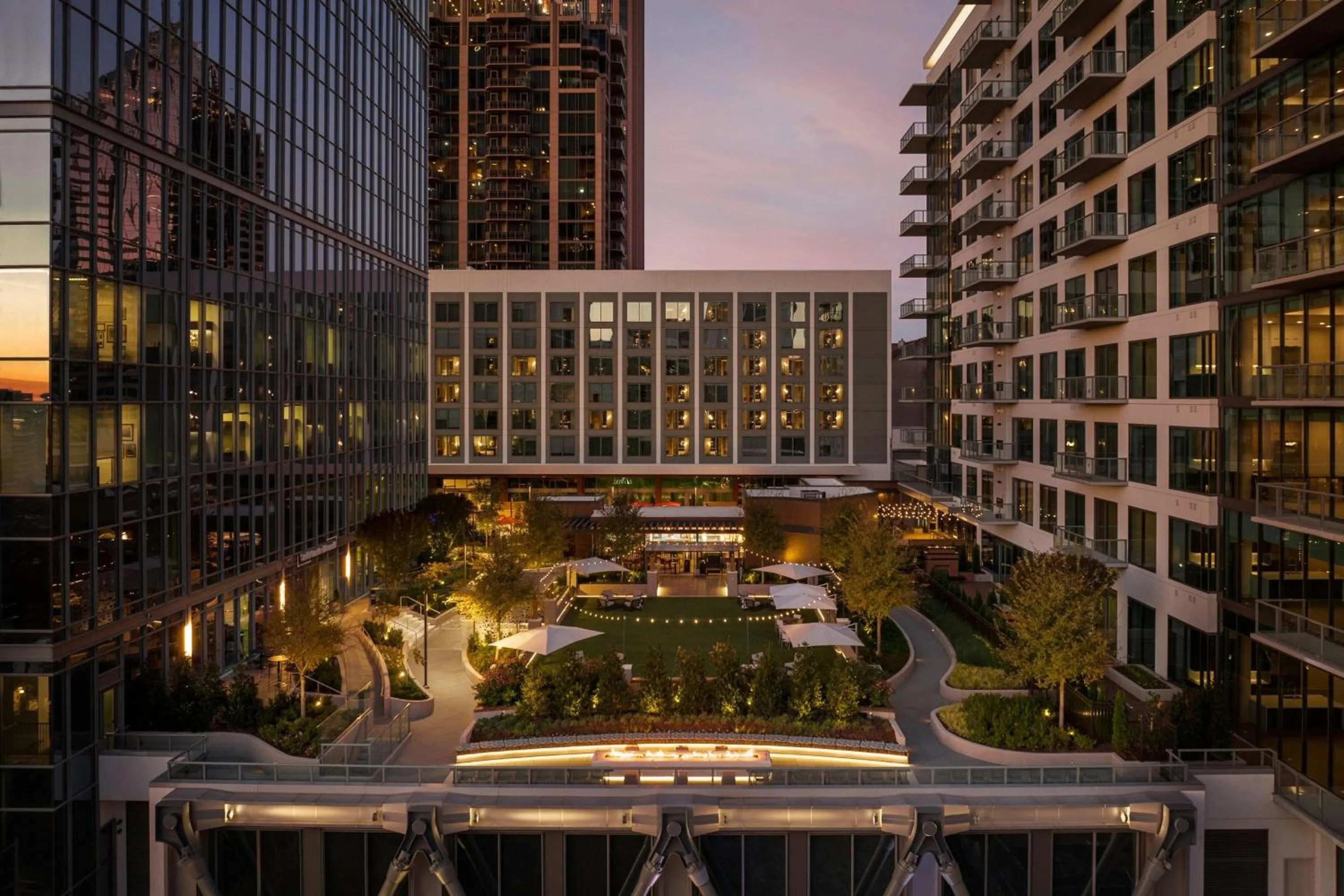 Property building in Epicurean Atlanta, Autograph Collection