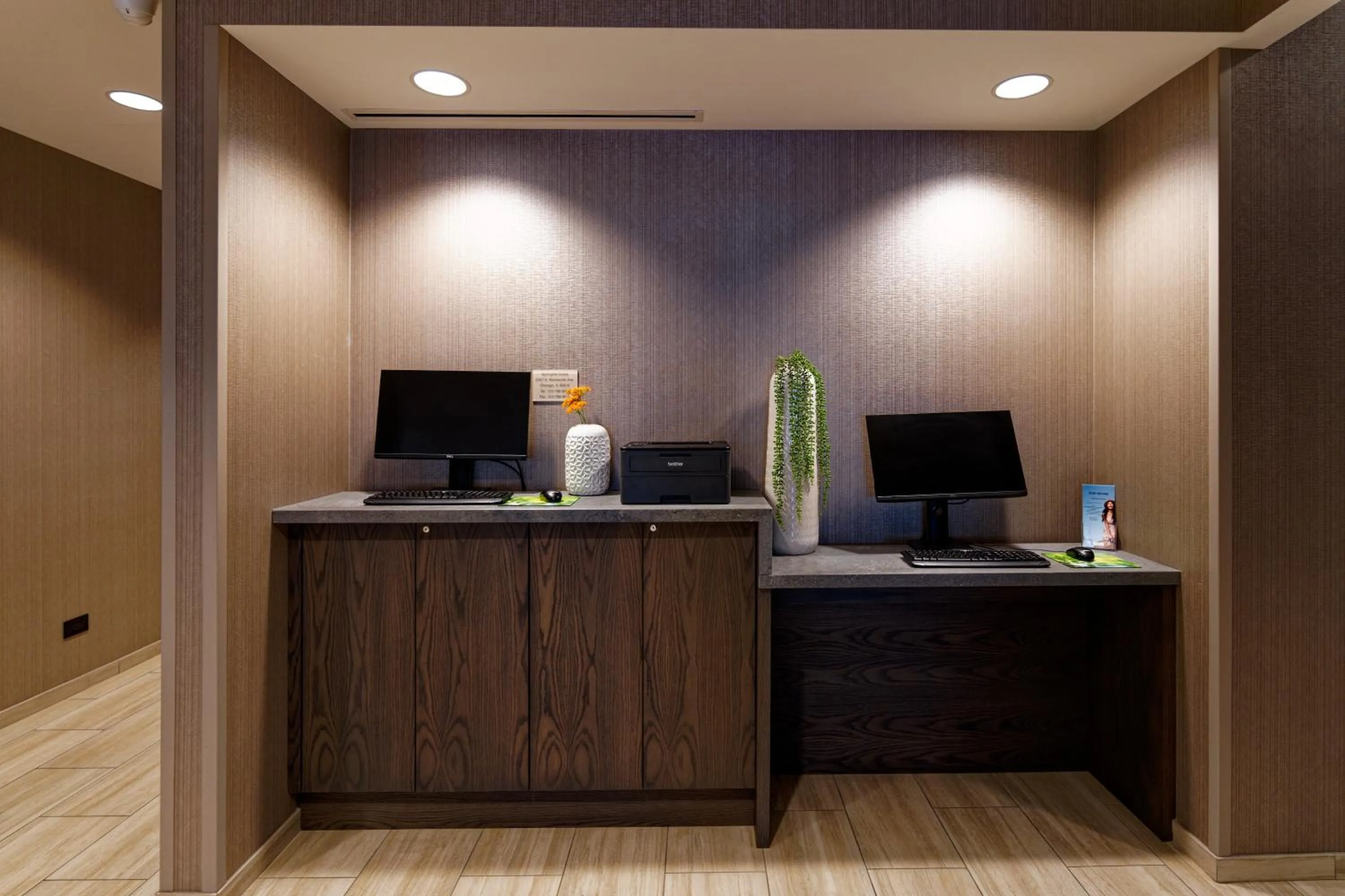 Business facilities in SpringHill Suites by Marriott Chicago Chinatown