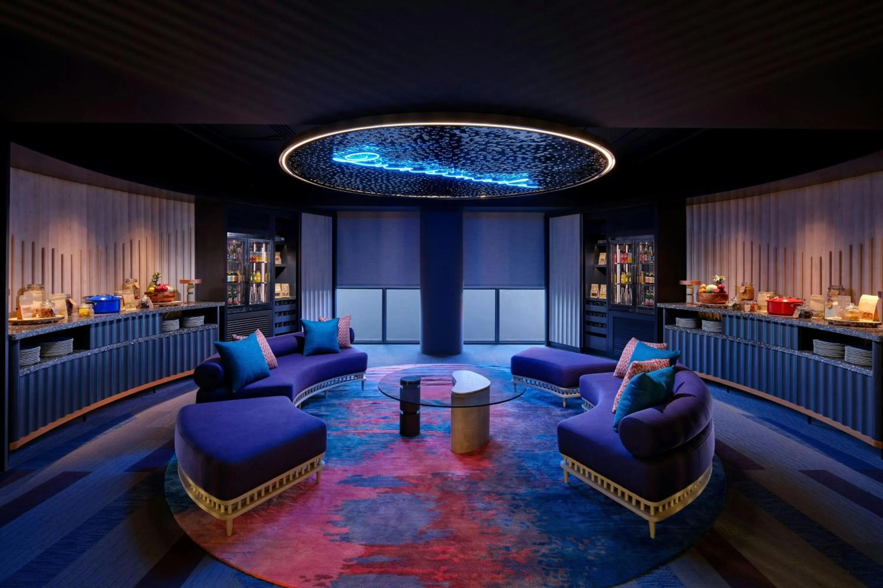 Meeting/conference room in Aloft Bali Kuta at Beachwalk