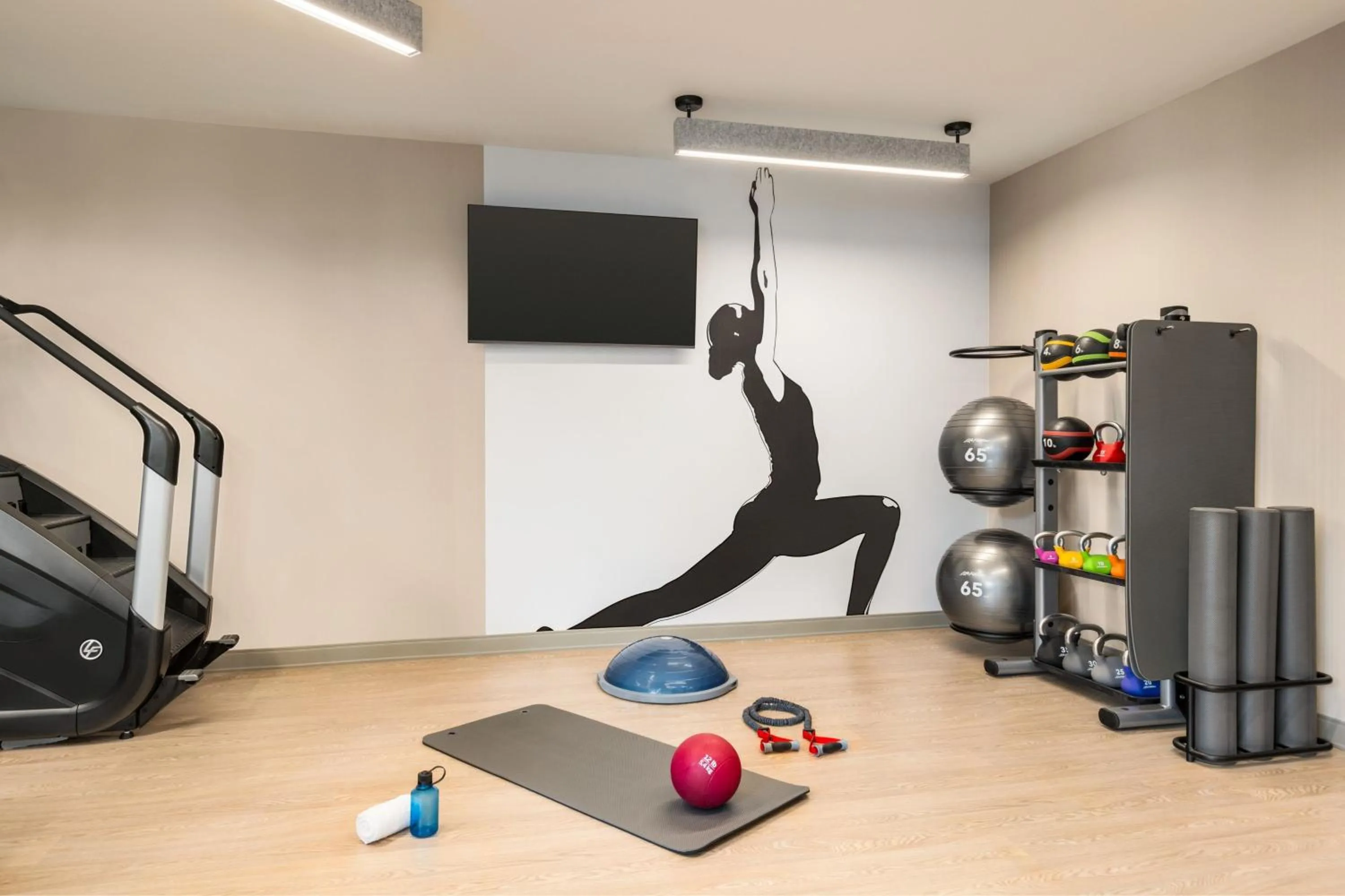 Fitness centre/facilities in Marriott New York JFK Airport