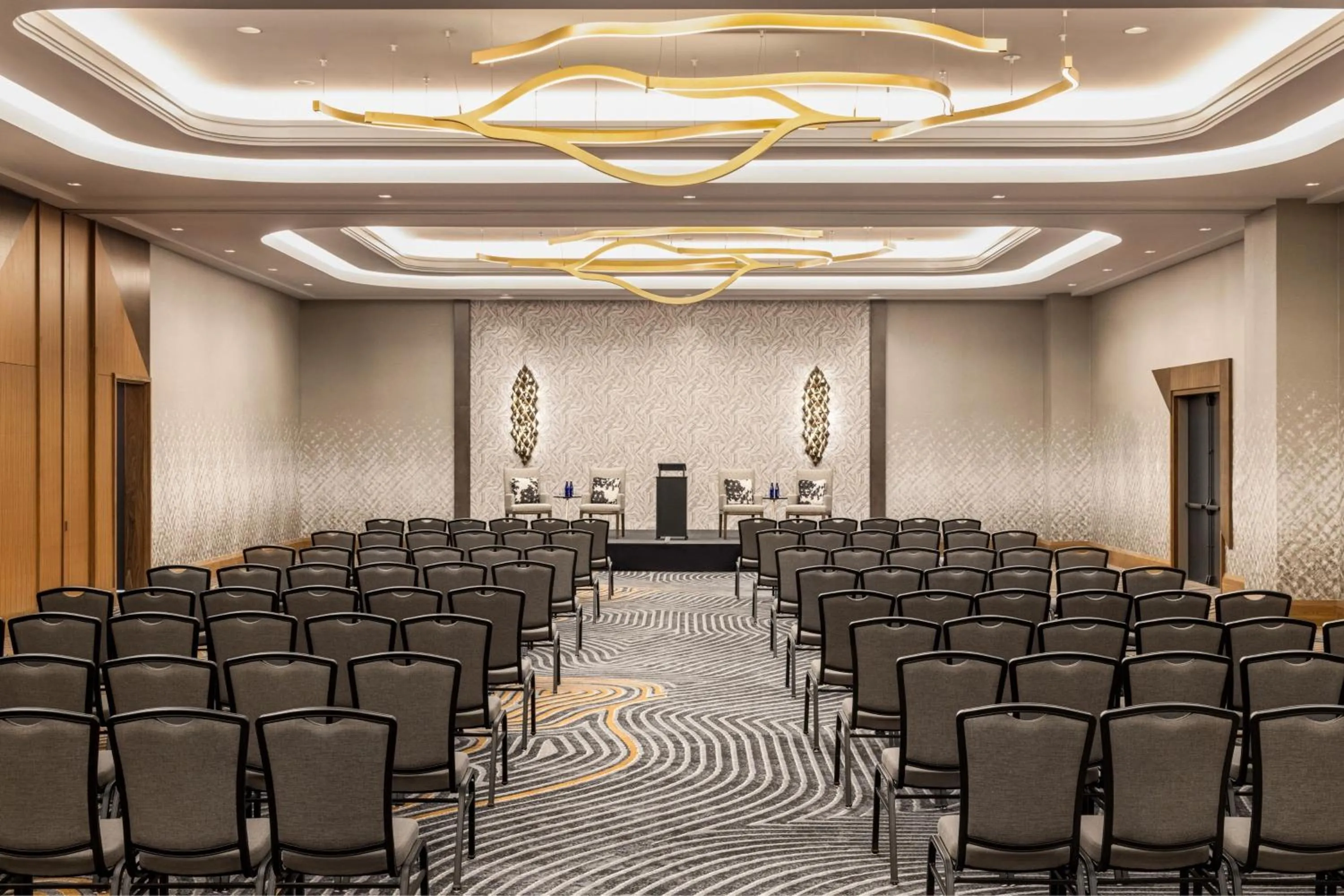 Meeting/conference room in Marriott New York JFK Airport