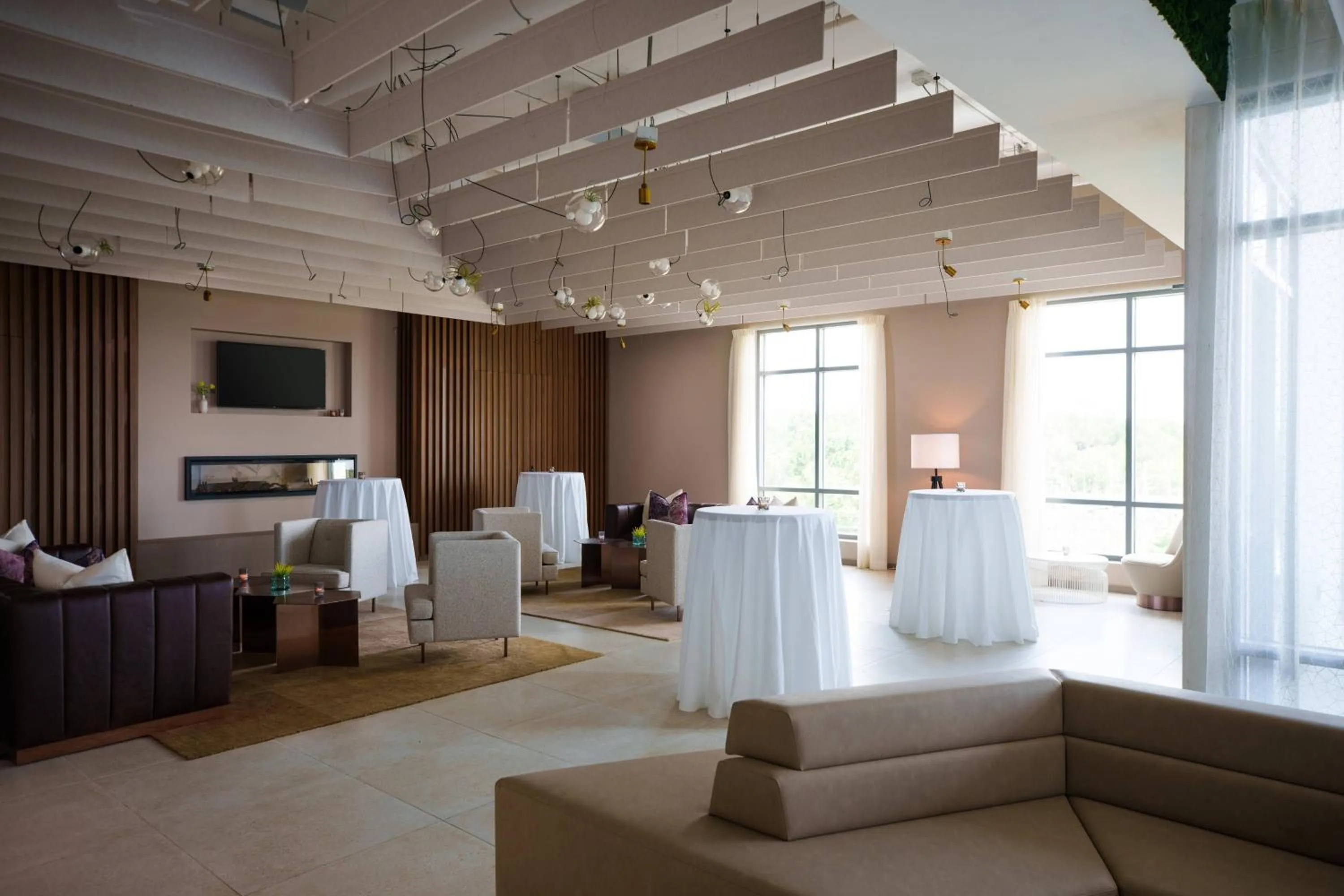 Lobby or reception in AC Hotel by Marriott Tallahassee Universities at the Capitol