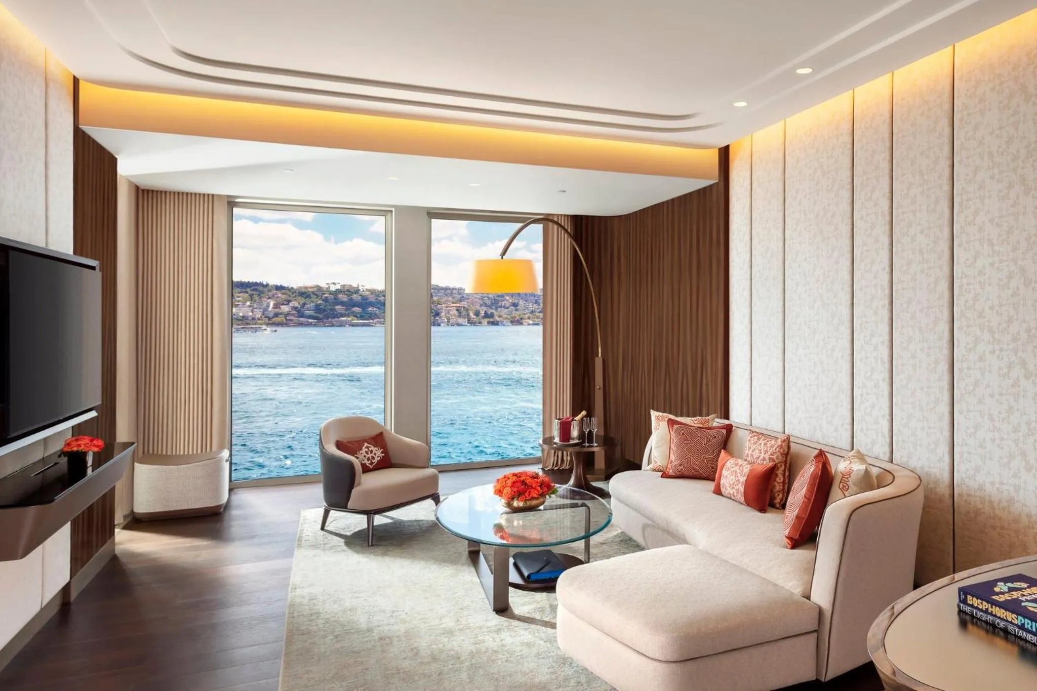 Bedroom in Mandarin Oriental Bosphorus, Istanbul