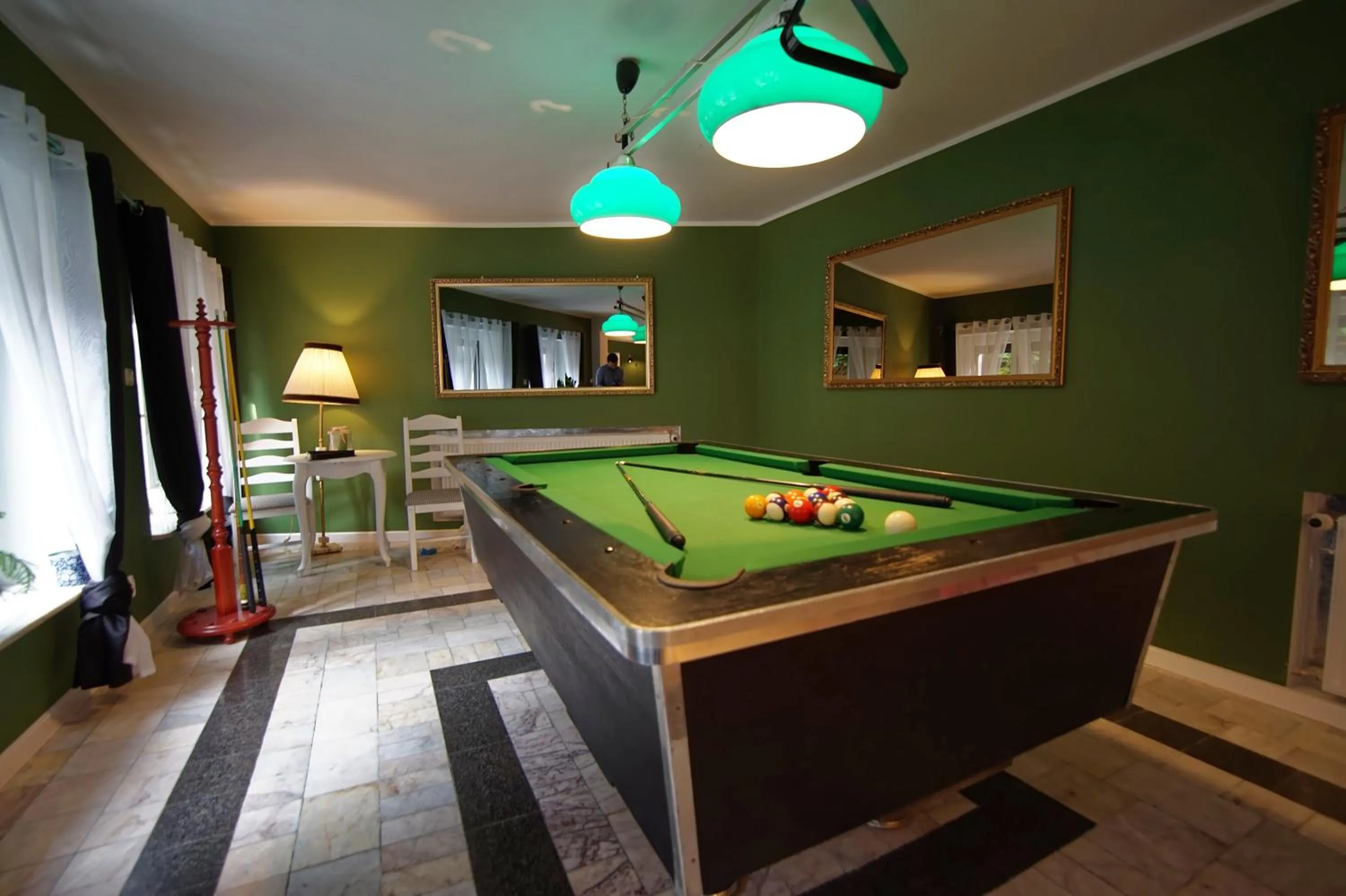 Billiard in Willa Weneda