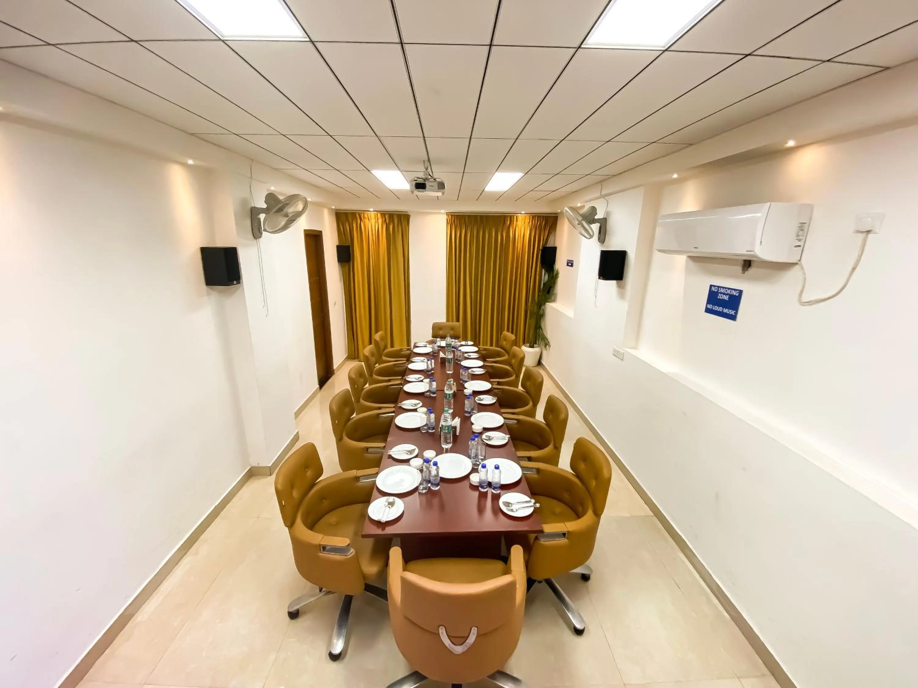 Meeting/conference room in Sky Suites Huda City Center