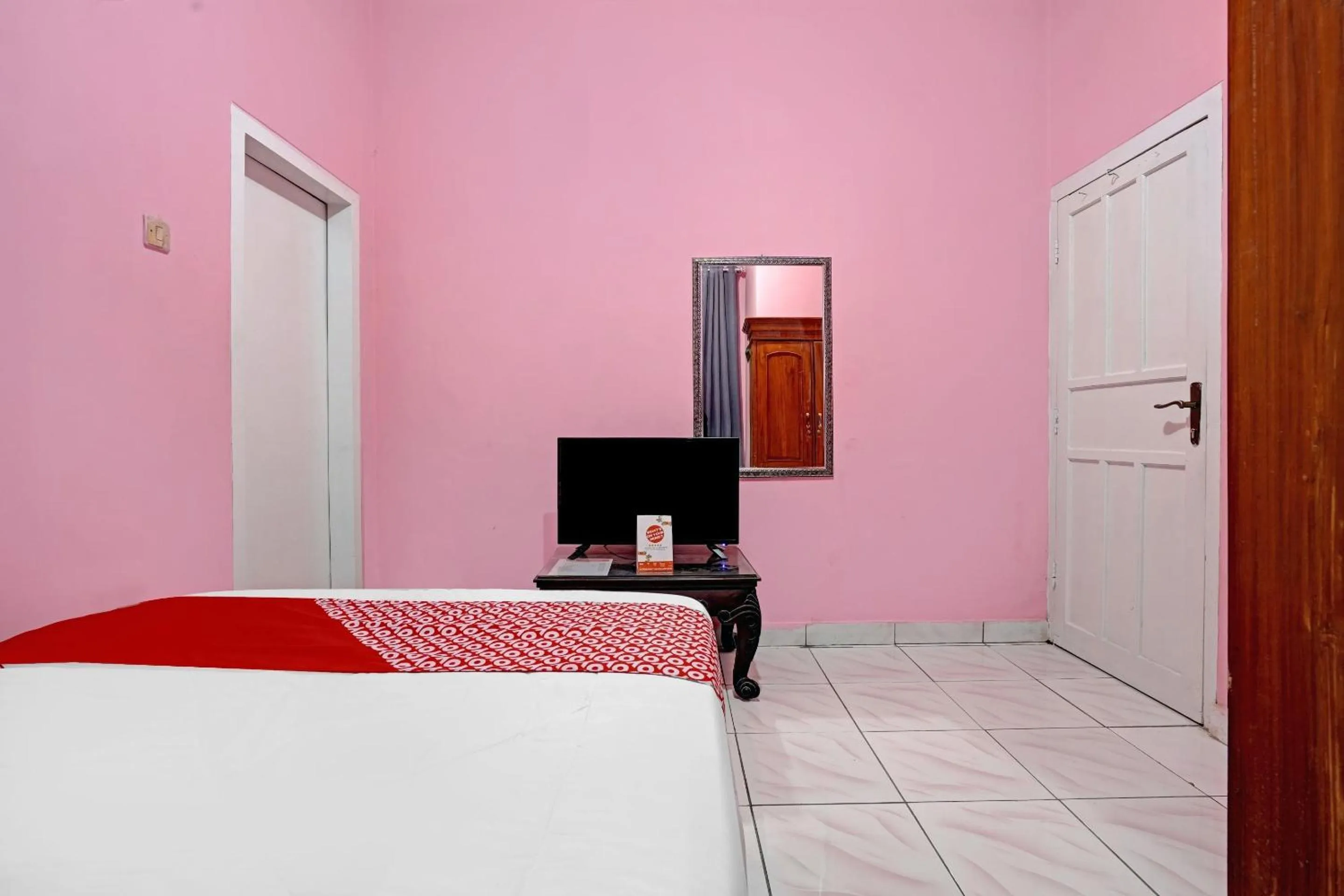 Bedroom in OYO 90289 Lestari Syariah Homestay