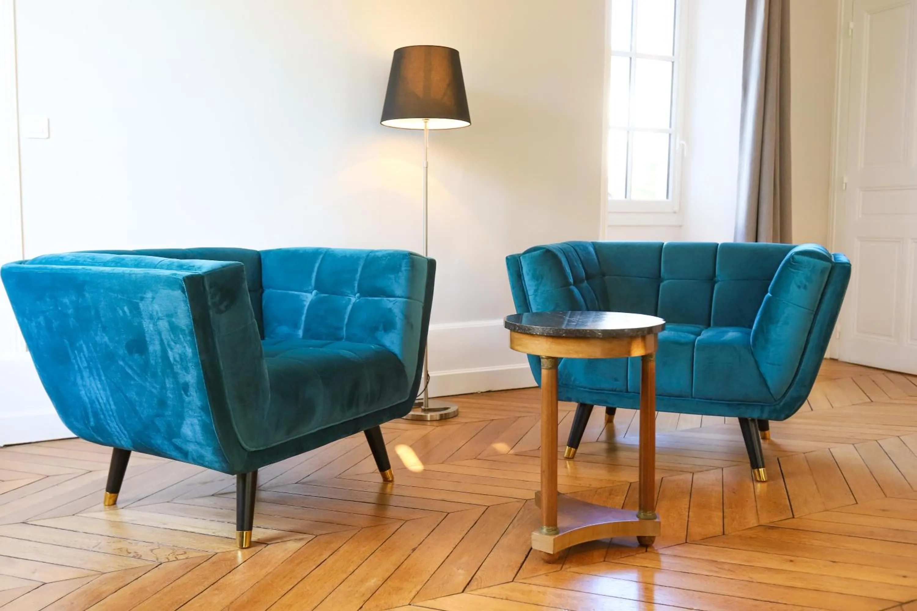 Seating area in DEMEURE DES CORDELIERS avec parking privé