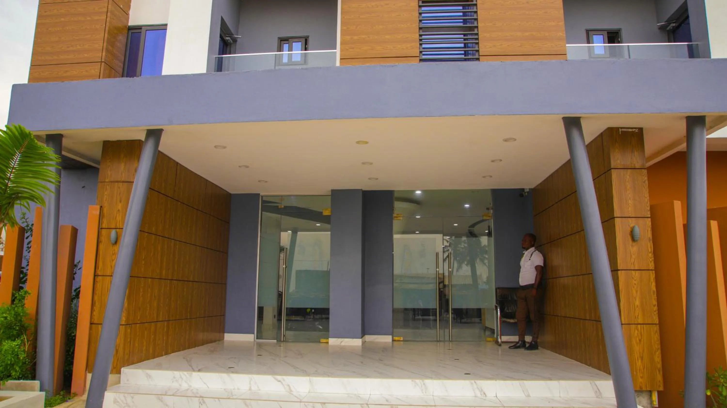 Facade/entrance in Hotel La Casa Cielo